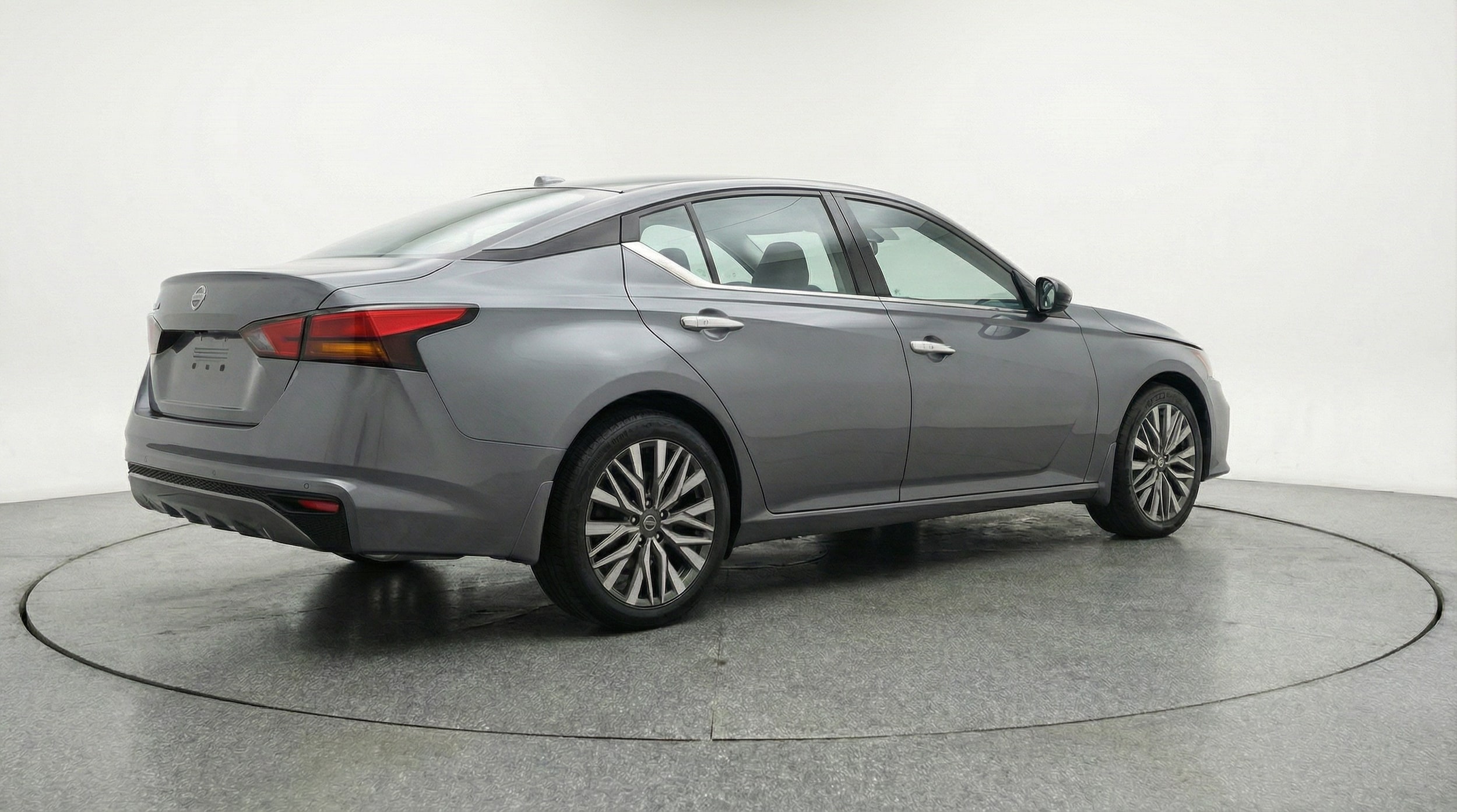 Thumbnail: 2025 Nissan Altima - 7