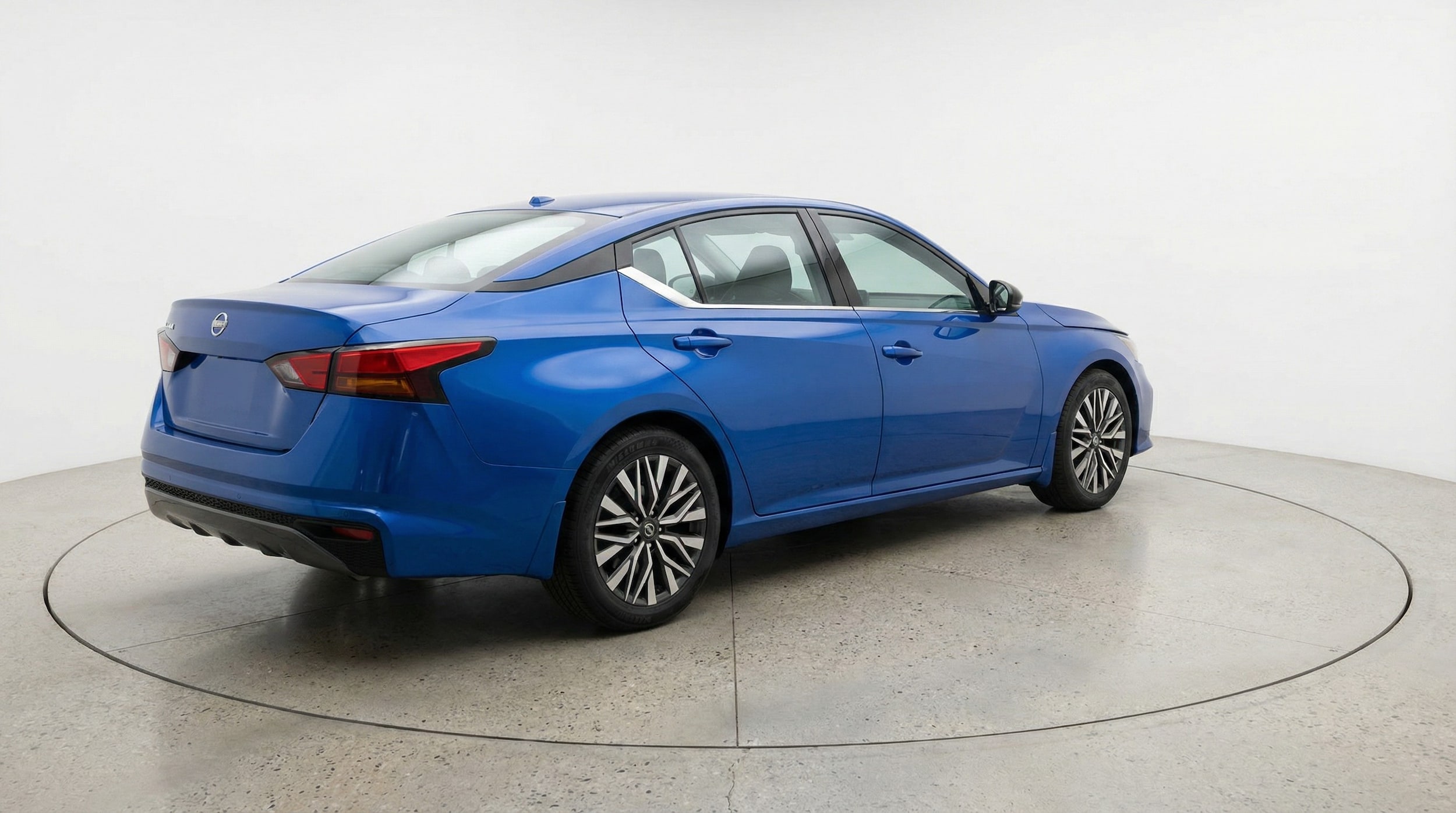 Thumbnail: 2025 Nissan Altima - 7