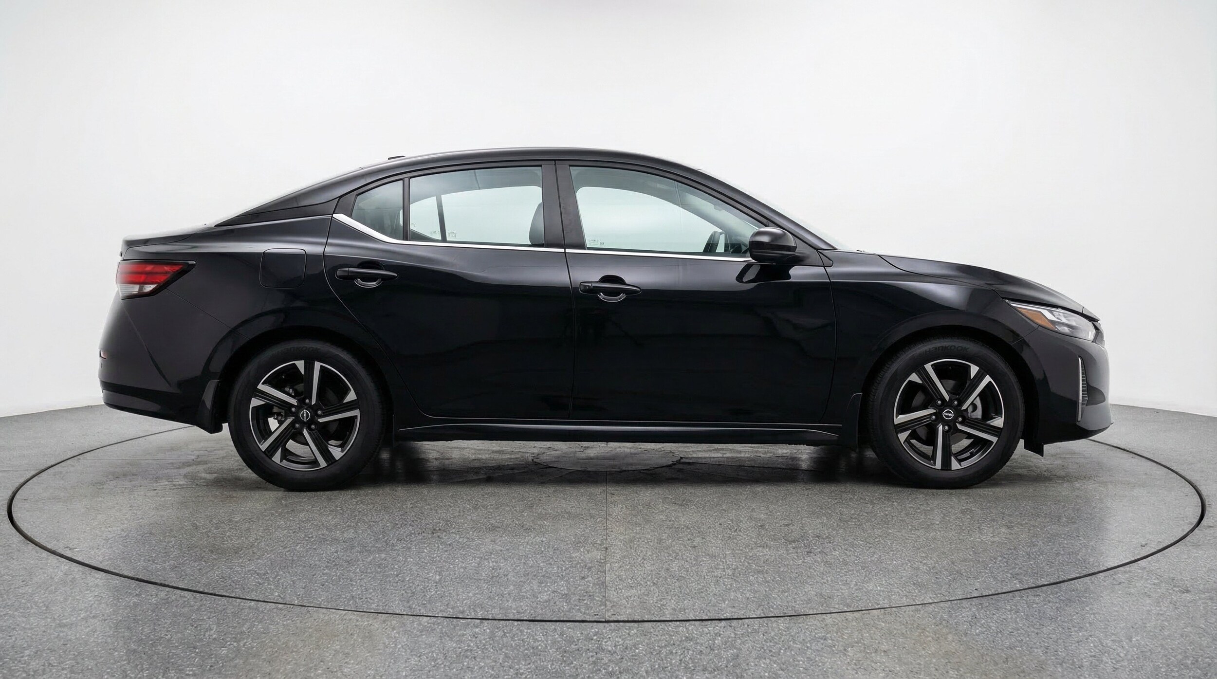 Thumbnail: 2025 Nissan Sentra - 11