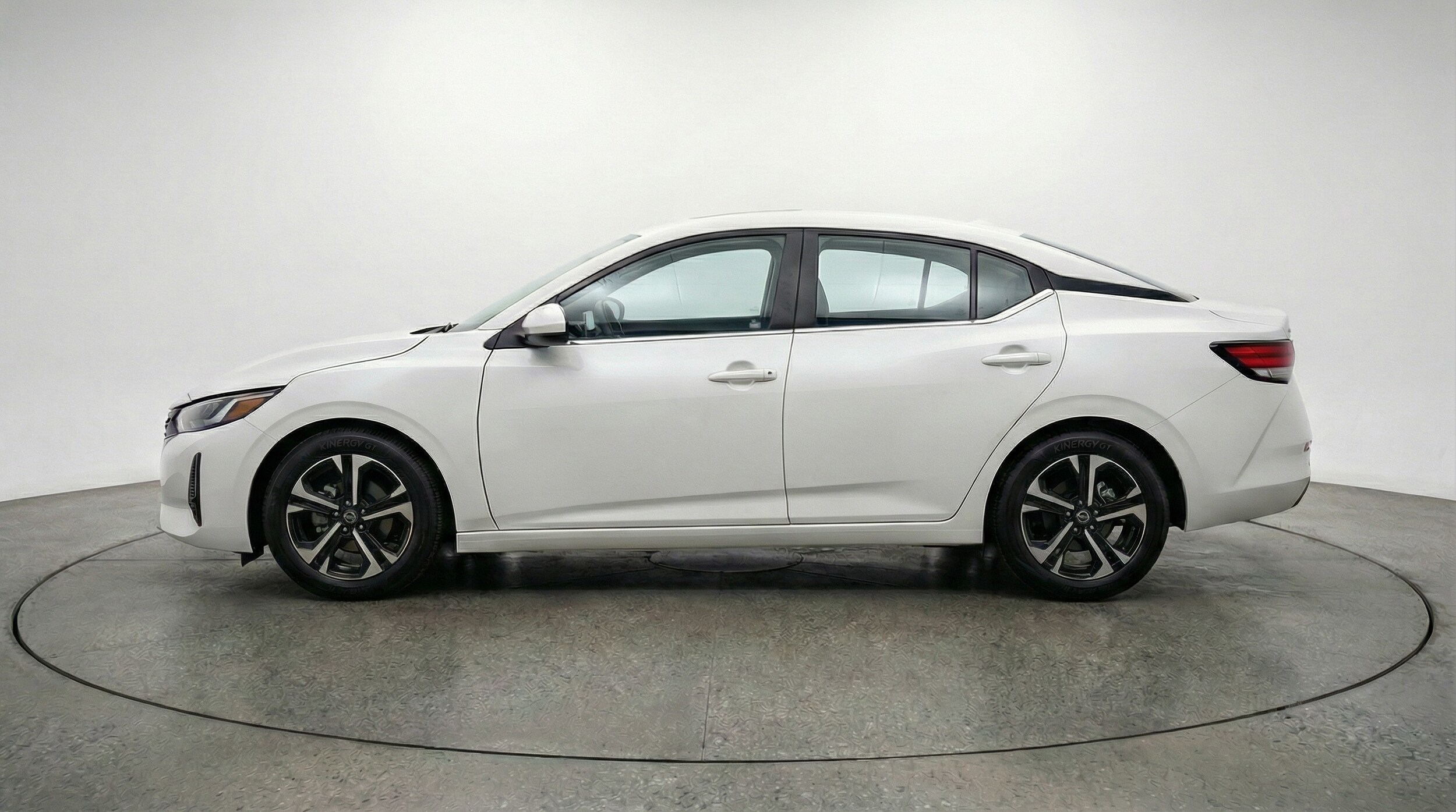 Thumbnail: 2025 Nissan Sentra - 4