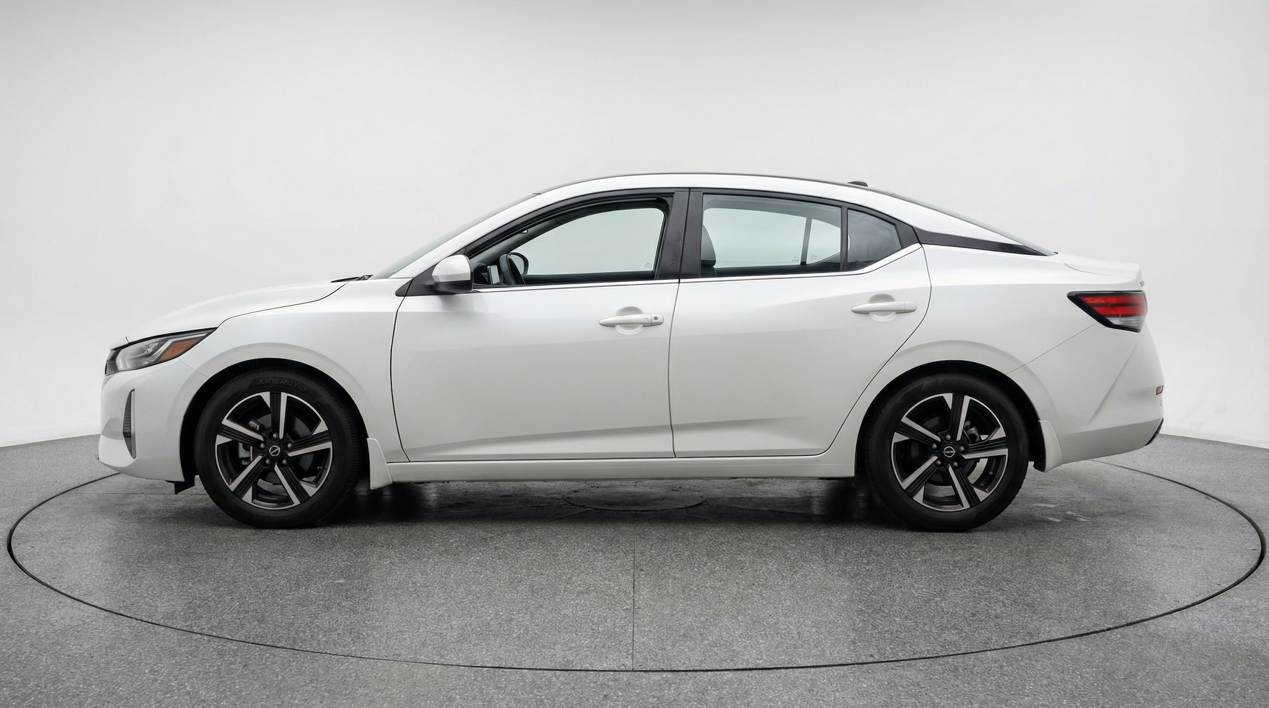 Thumbnail: 2025 Nissan Sentra - 4