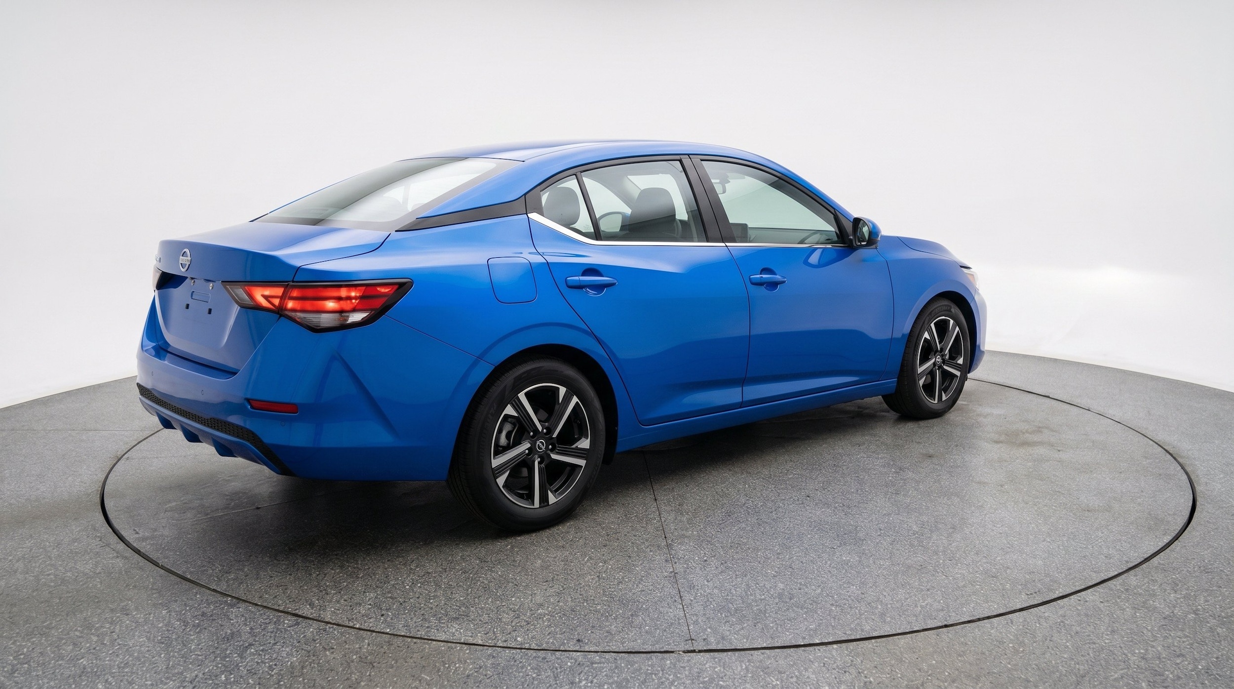 Thumbnail: 2025 Nissan Sentra - 9