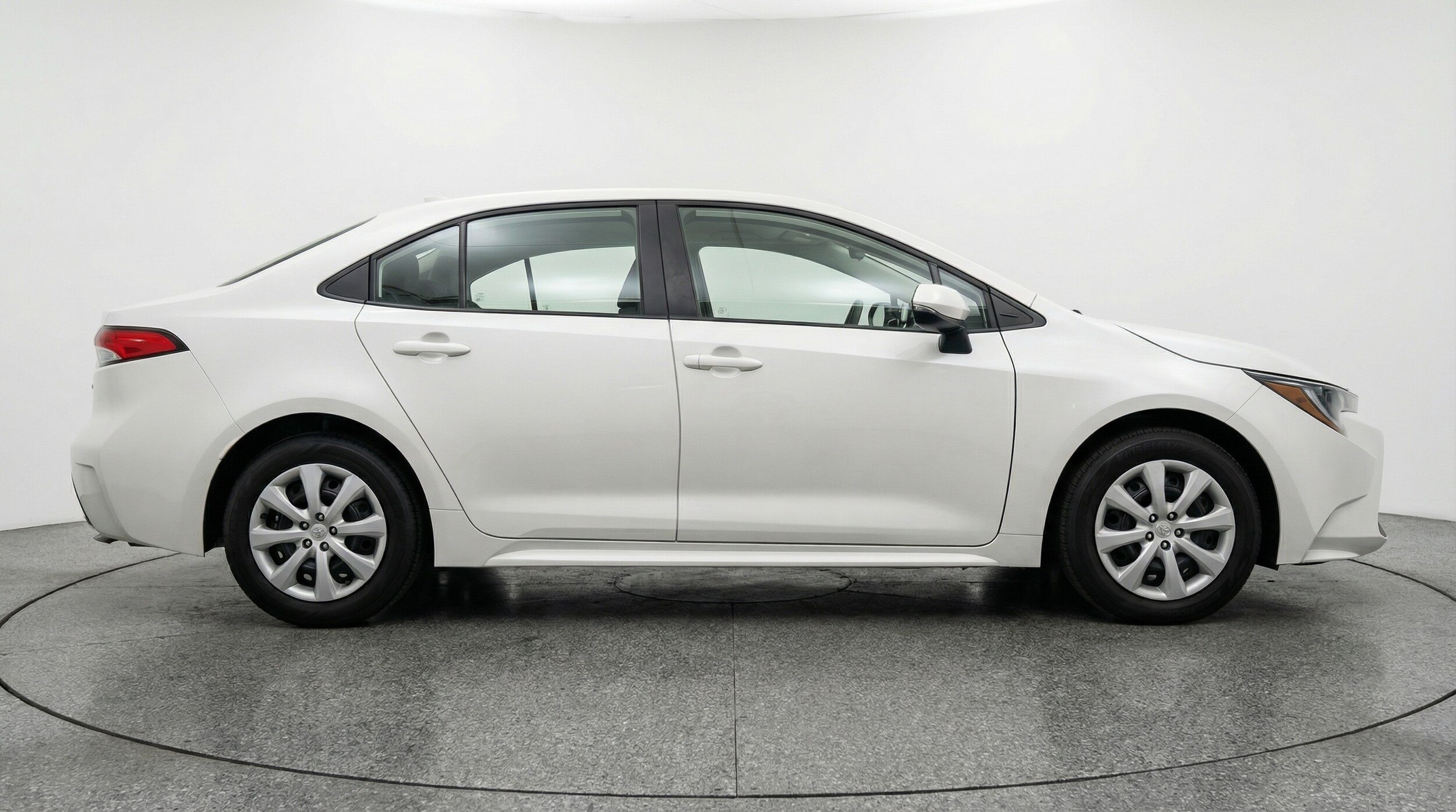 Thumbnail: 2025 Toyota Corolla - 8