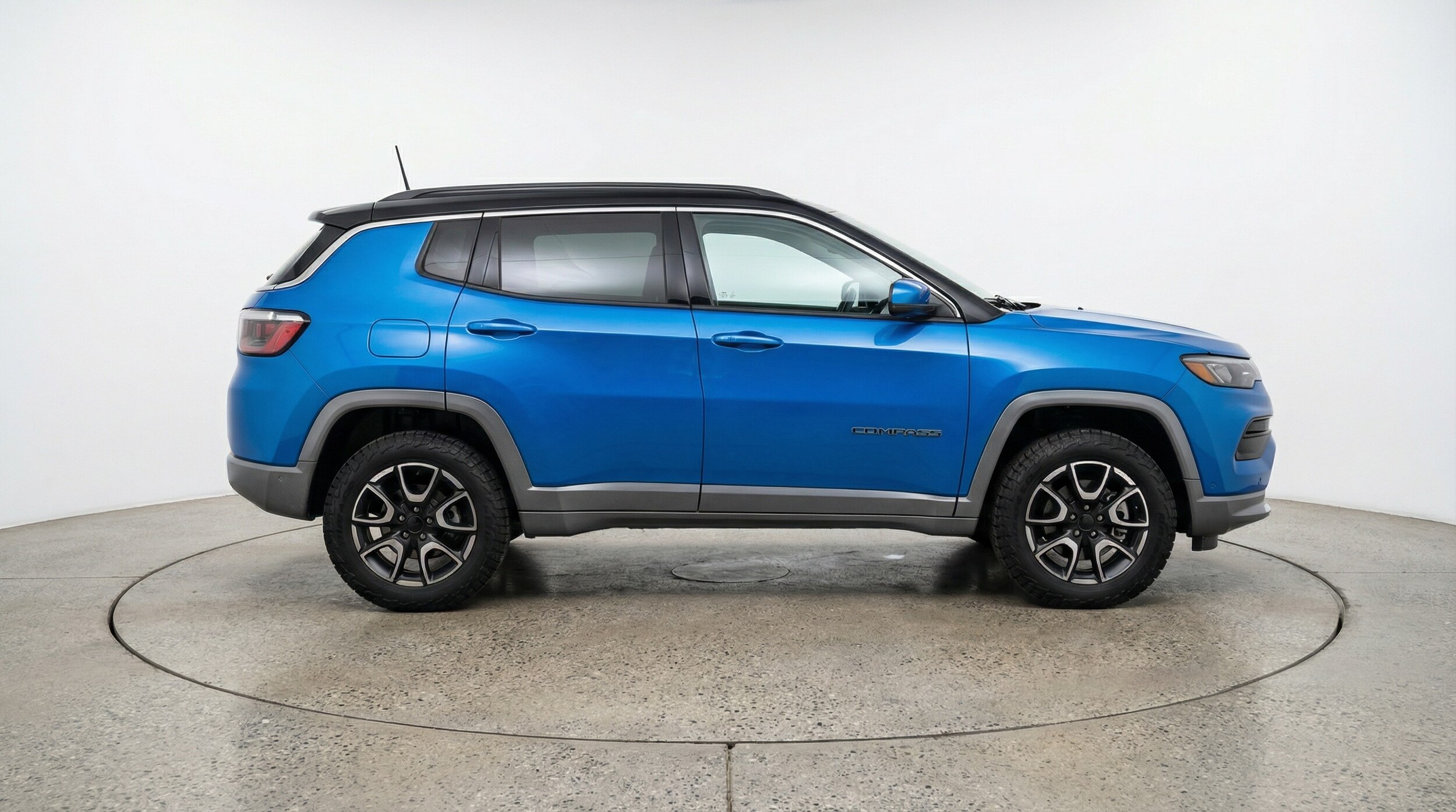 Thumbnail: 2025 Jeep Compass - 8