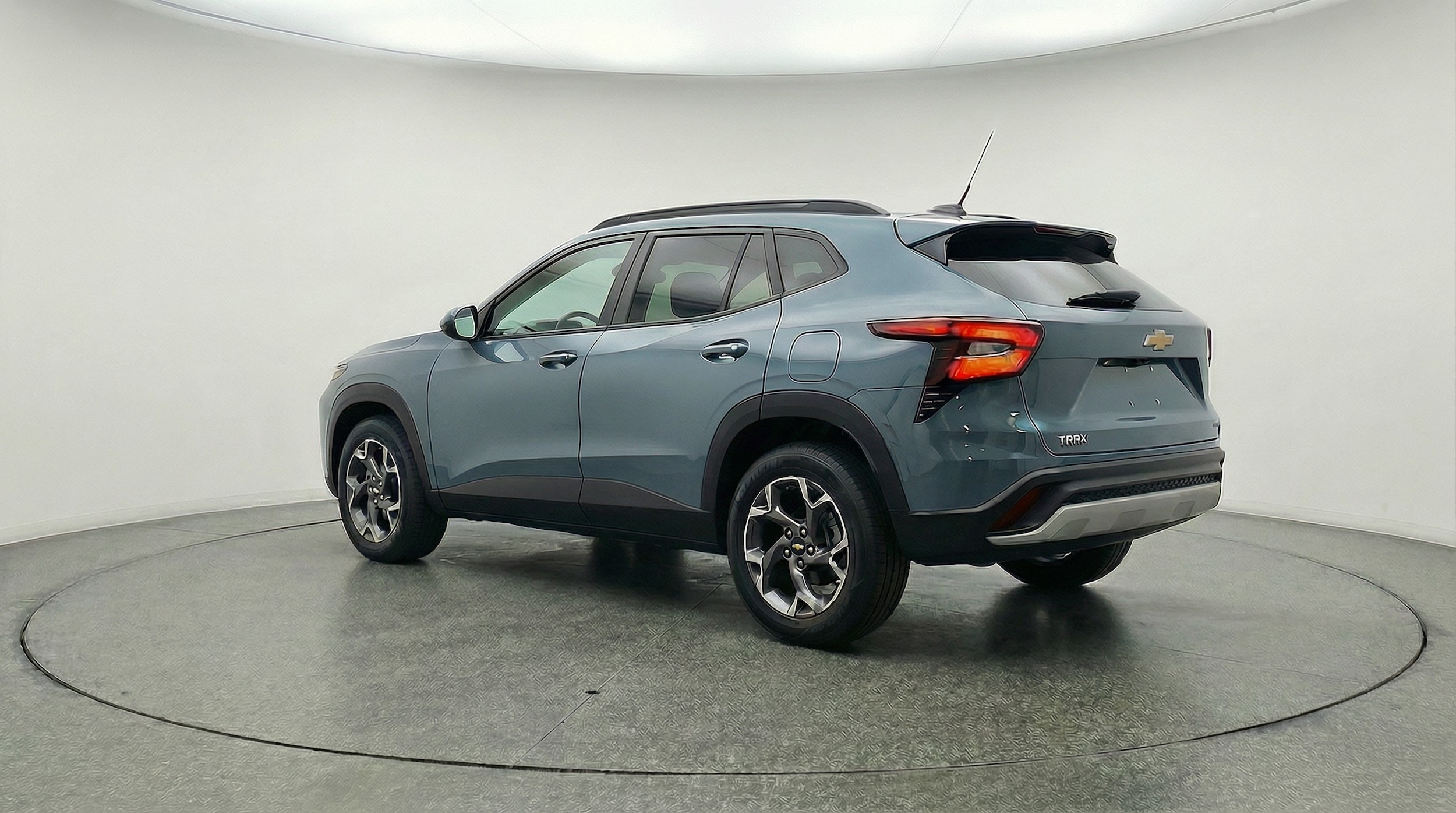 Thumbnail: 2025 Chevrolet Trax - 5