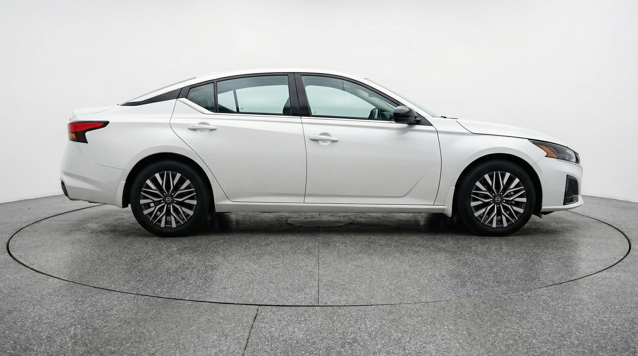 Thumbnail: 2025 Nissan Altima - 8