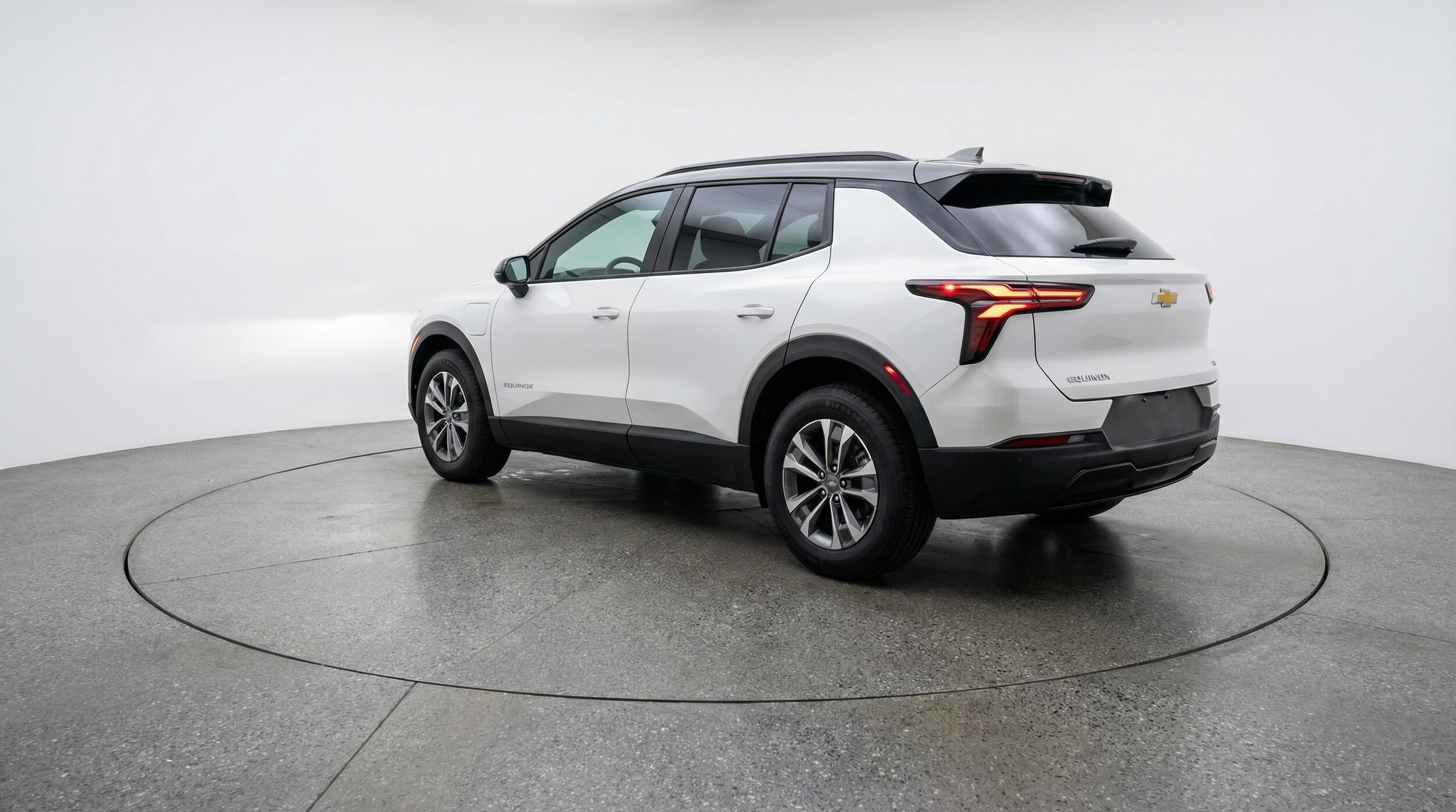 Thumbnail: 2025 Chevrolet Equinox - 5