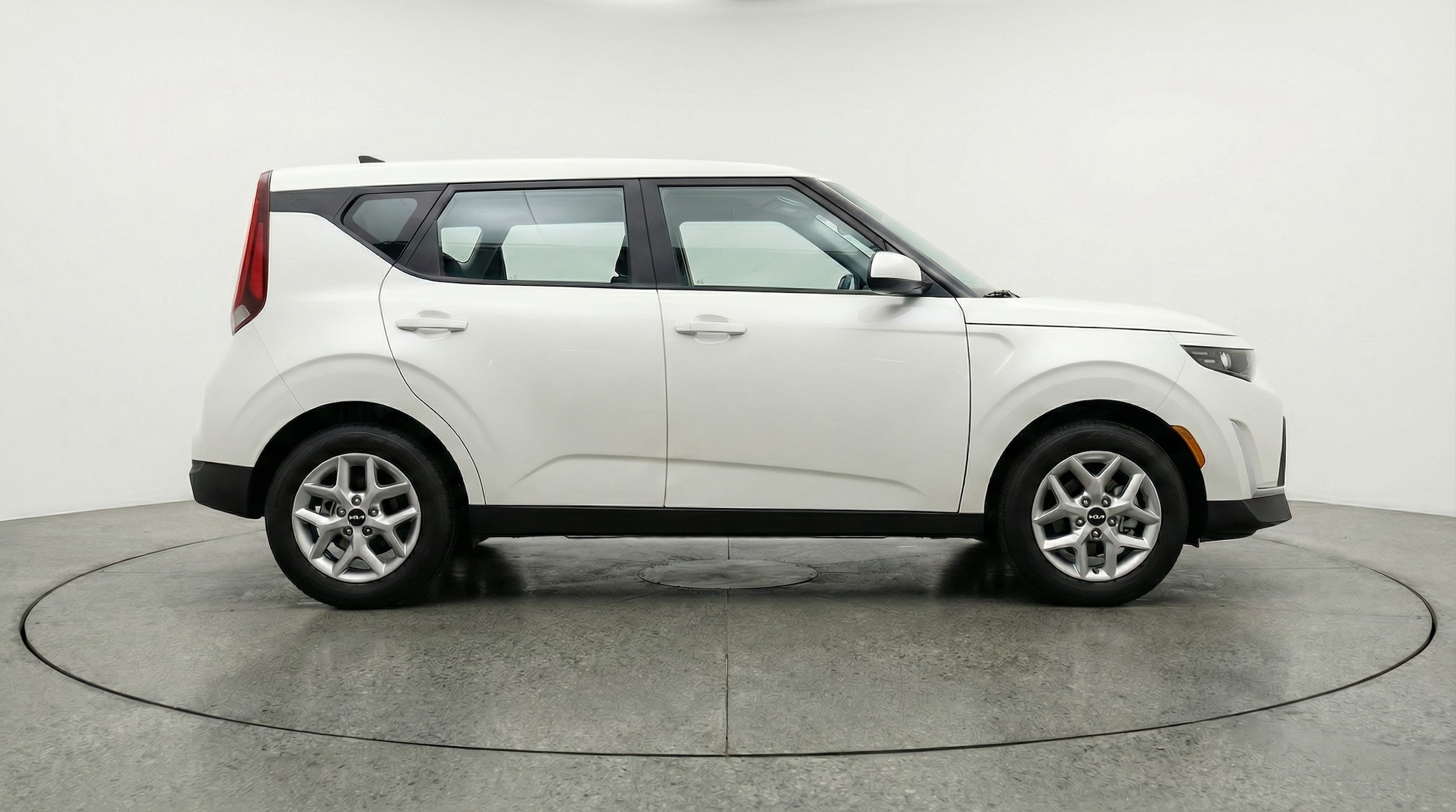 Thumbnail: 2025 Kia Soul - 8