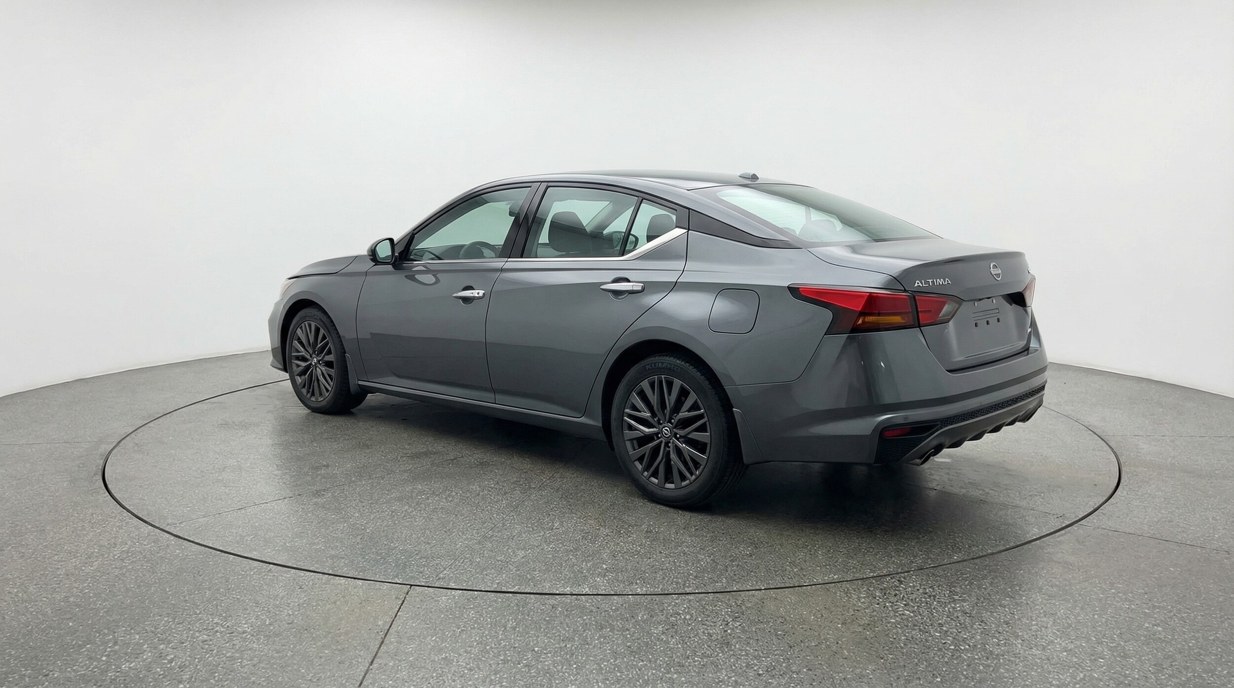 Thumbnail: 2025 Nissan Altima - 5