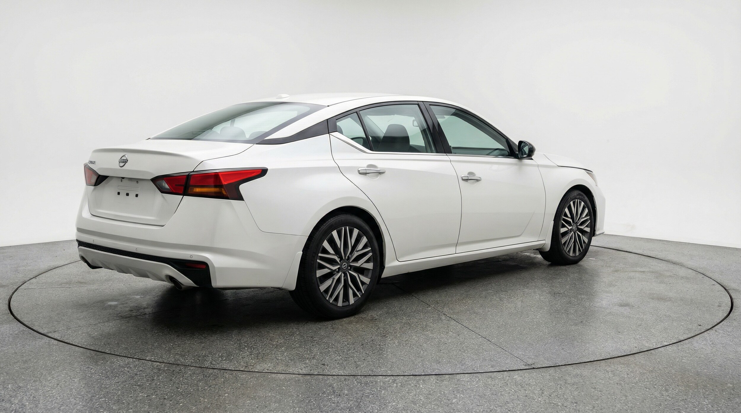 Thumbnail: 2025 Nissan Altima - 7