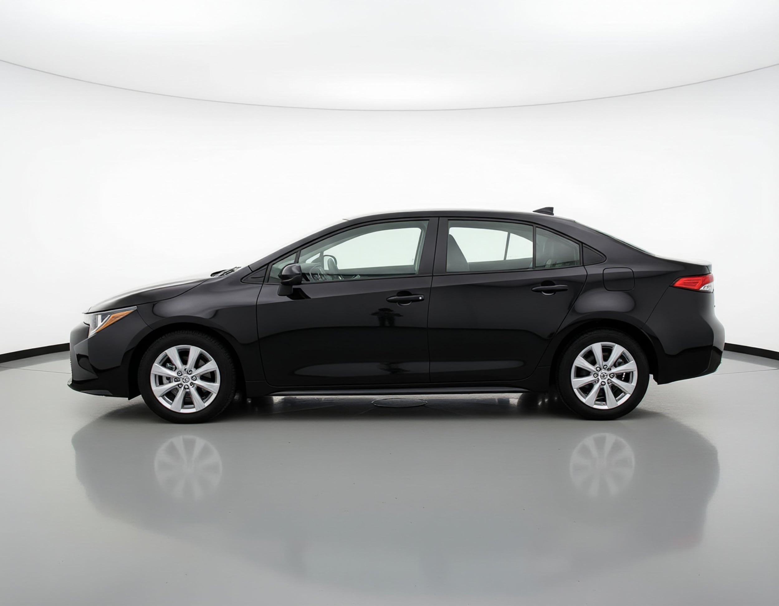 Thumbnail: 2025 Toyota Corolla - 4