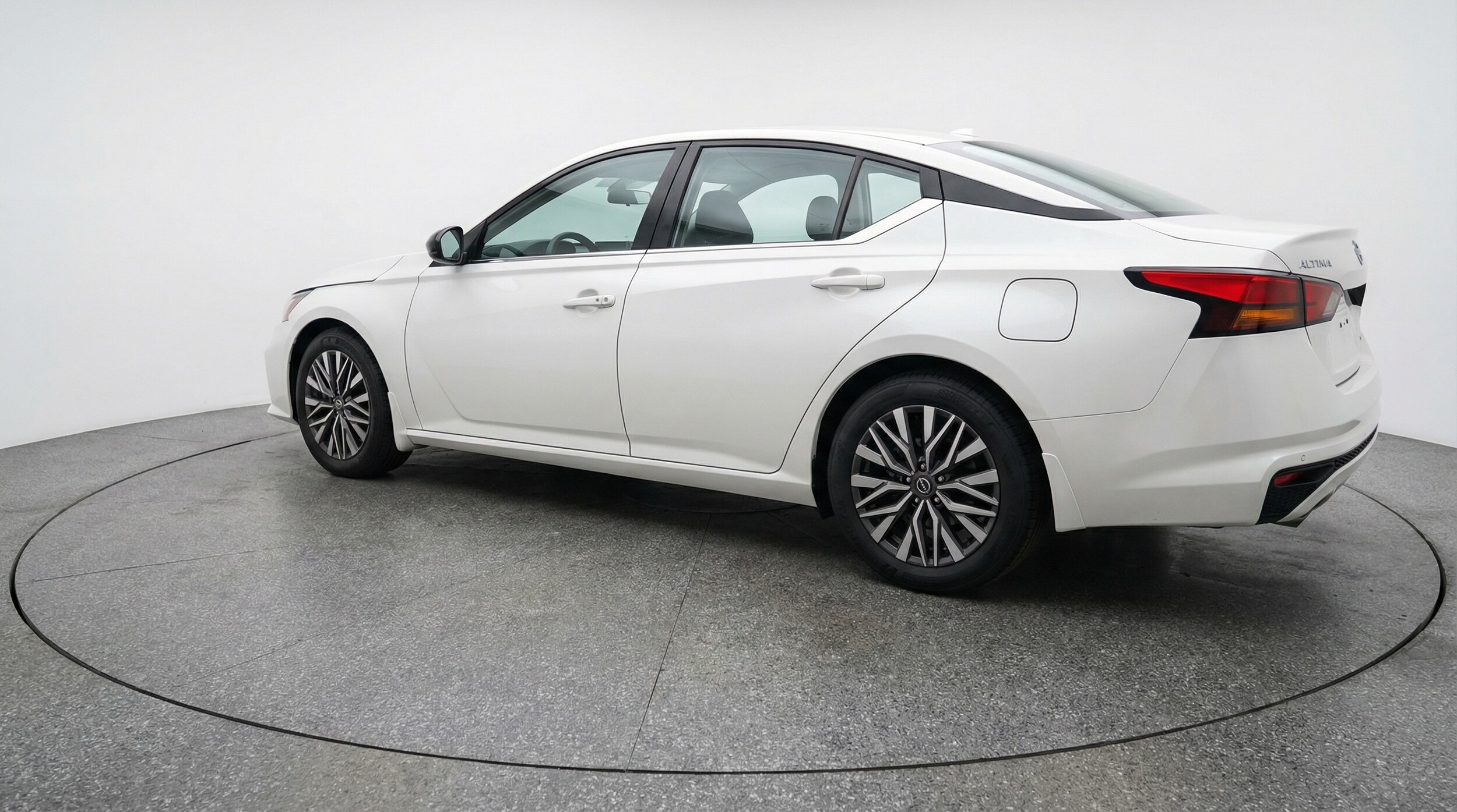 Thumbnail: 2025 Nissan Altima - 5