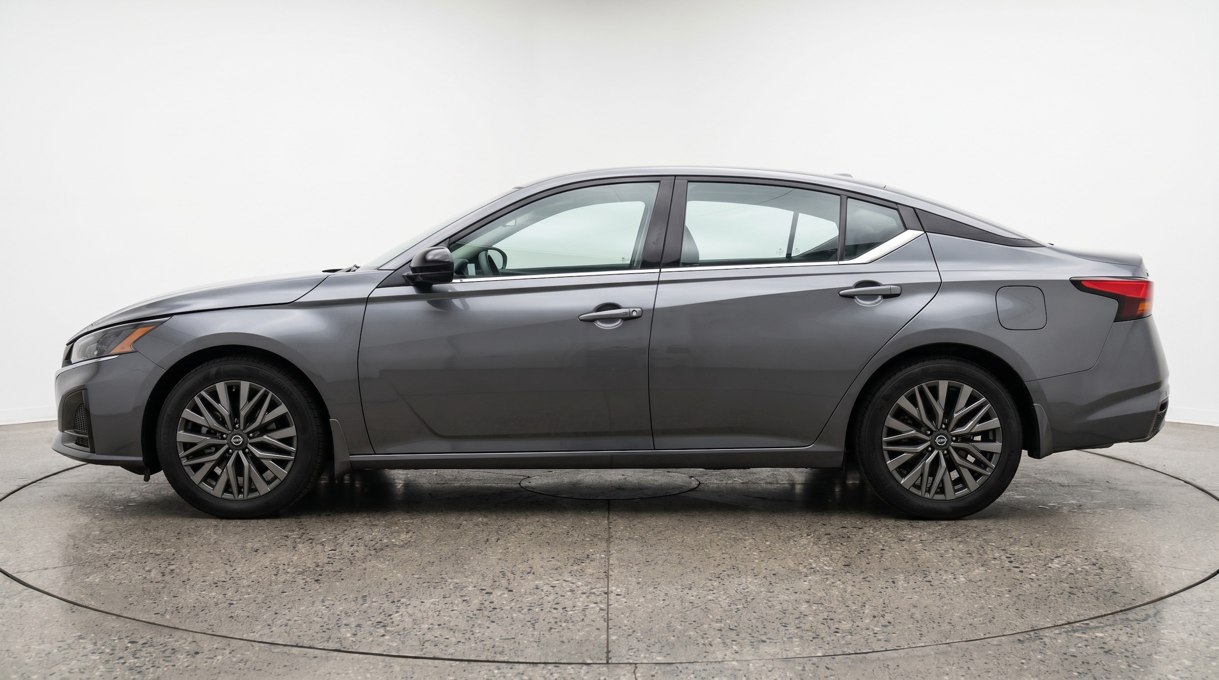 Thumbnail: 2025 Nissan Altima - 4