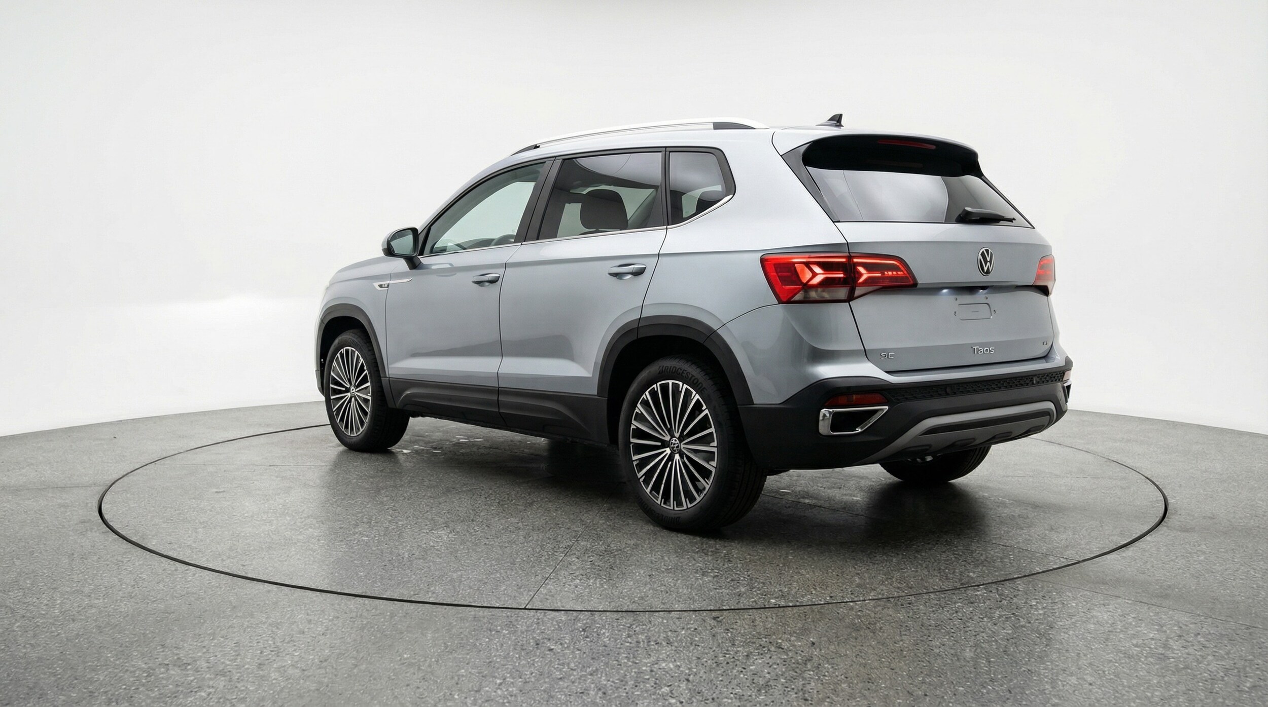 Thumbnail: 2025 Volkswagen Taos - 5