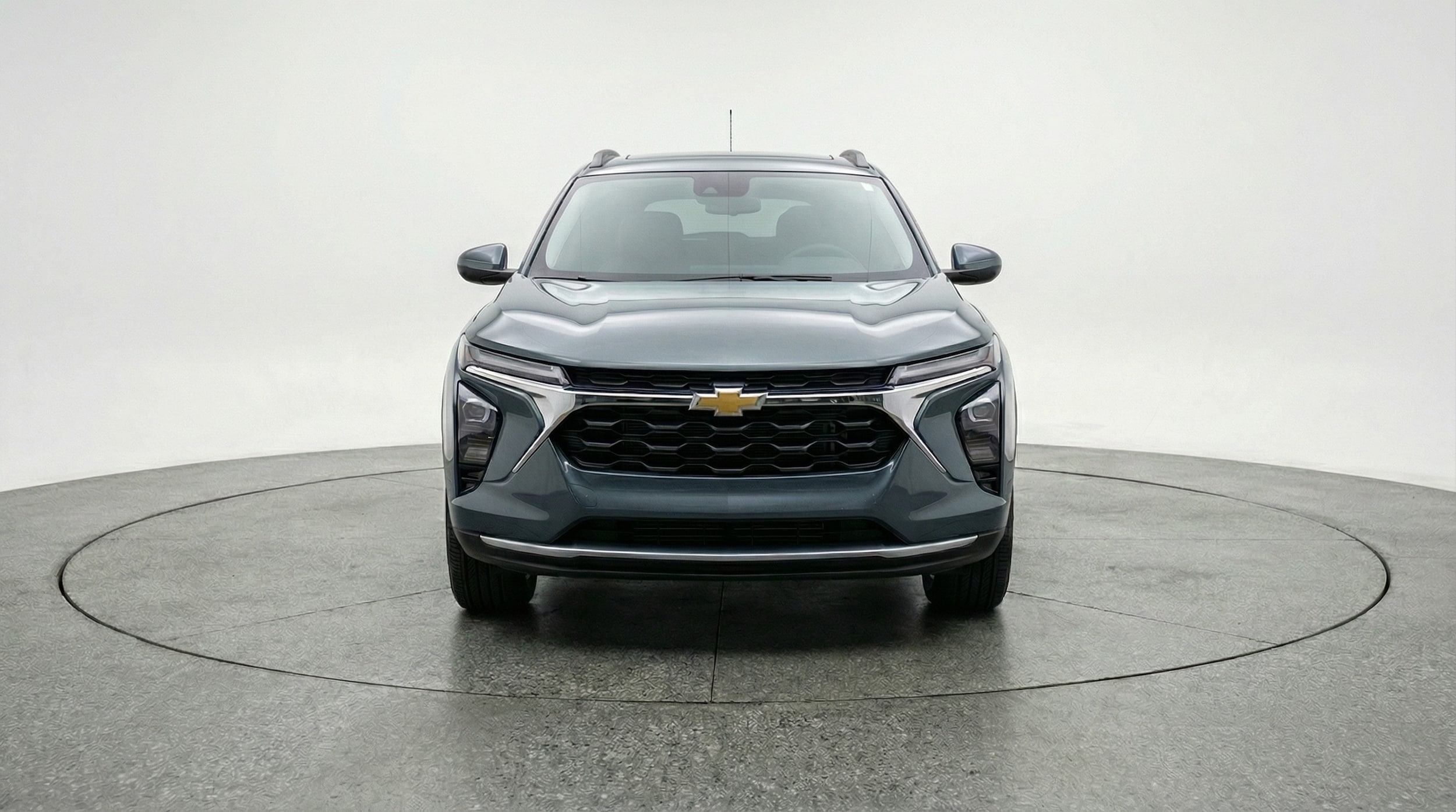 Thumbnail: 2025 Chevrolet Trax - 2