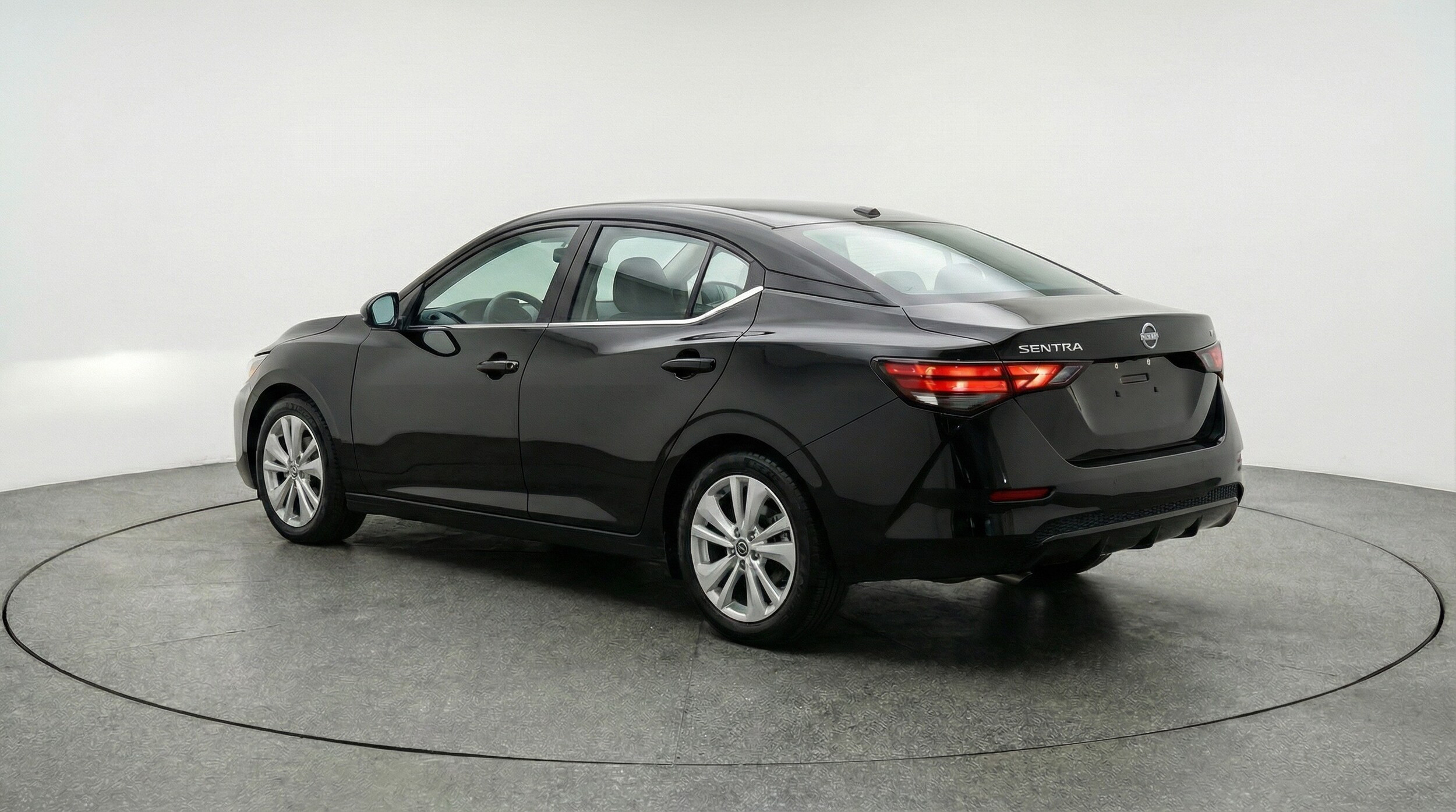 Thumbnail: 2025 Nissan Sentra - 5