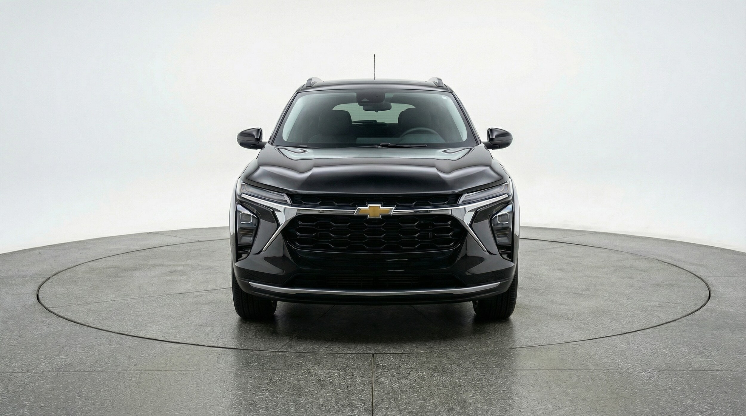 Thumbnail: 2025 Chevrolet Trax - 2