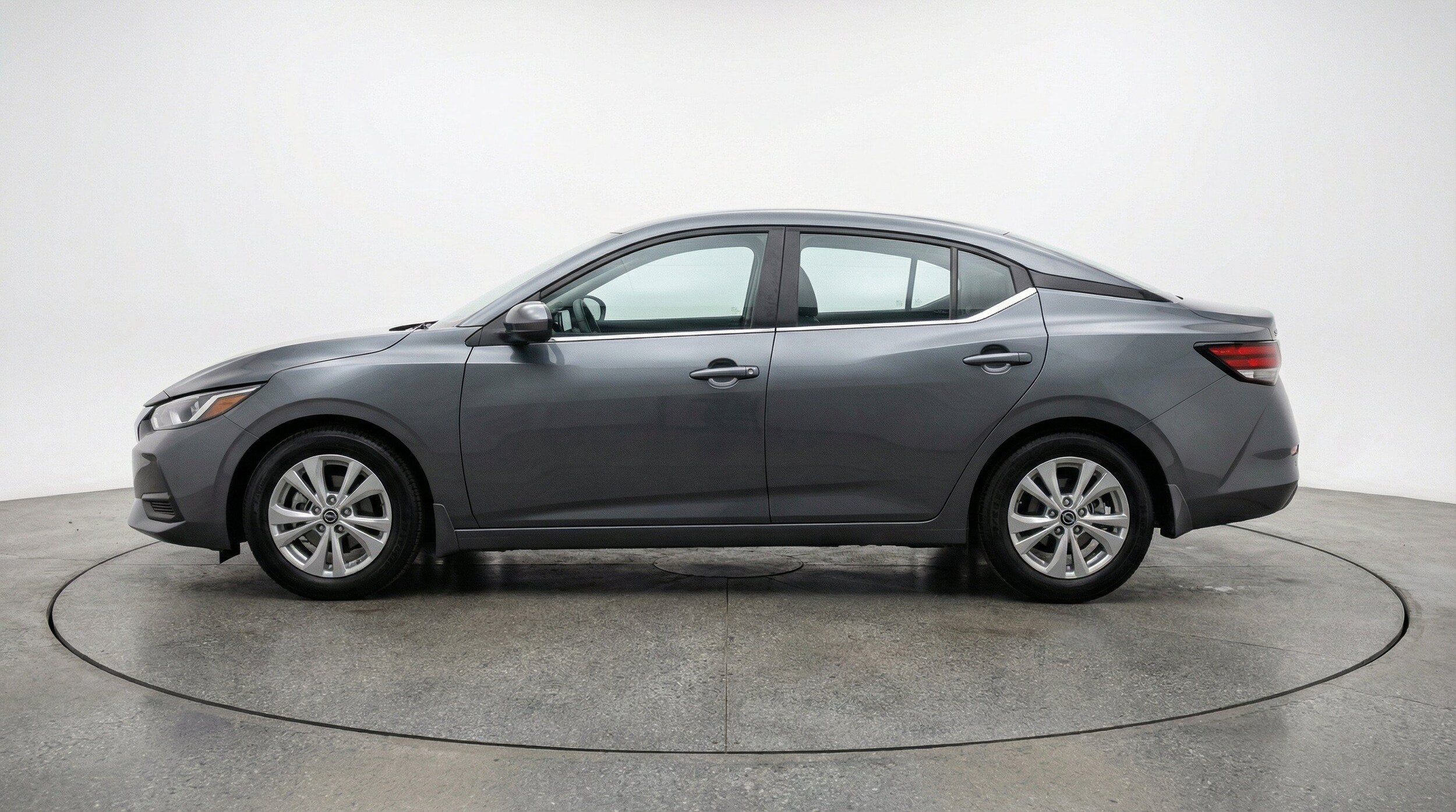 Thumbnail: 2025 Nissan Sentra - 5