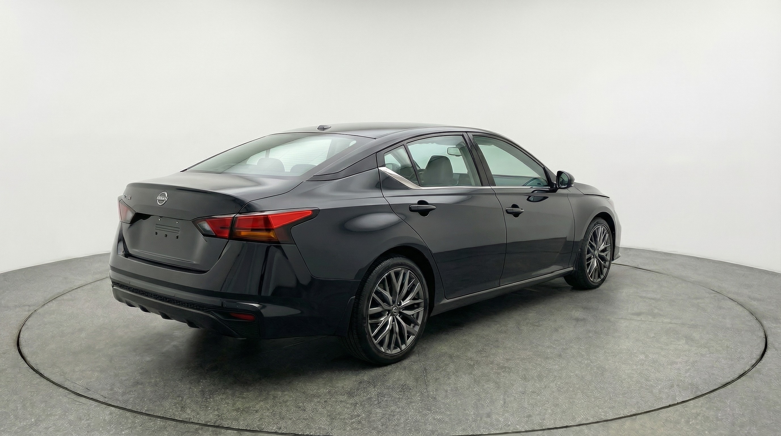 Thumbnail: 2025 Nissan Altima - 7