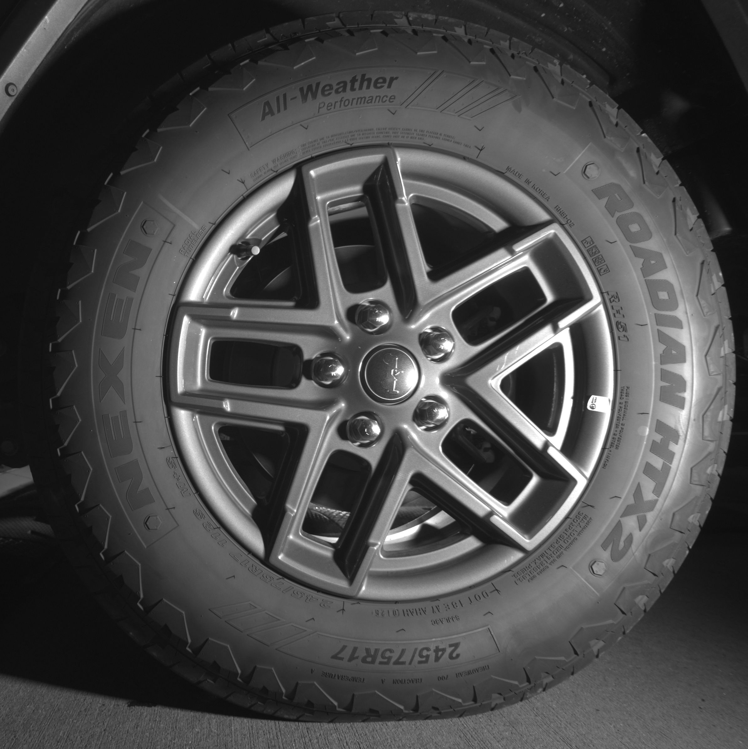 Thumbnail: 2025 Jeep Wrangler - 11