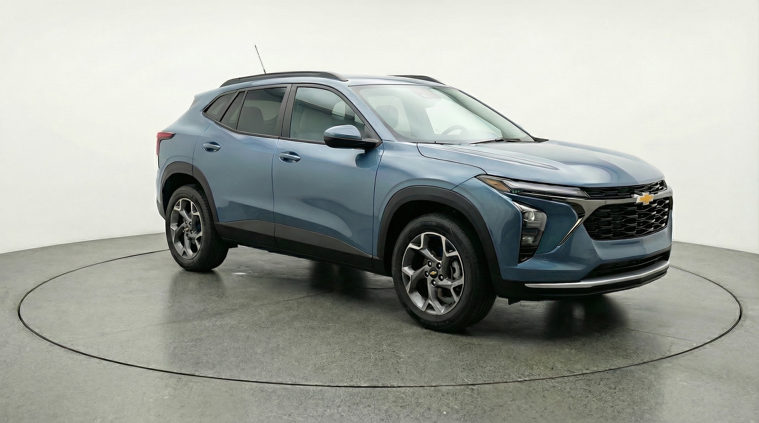 Thumbnail: 2025 Chevrolet Trax - 1