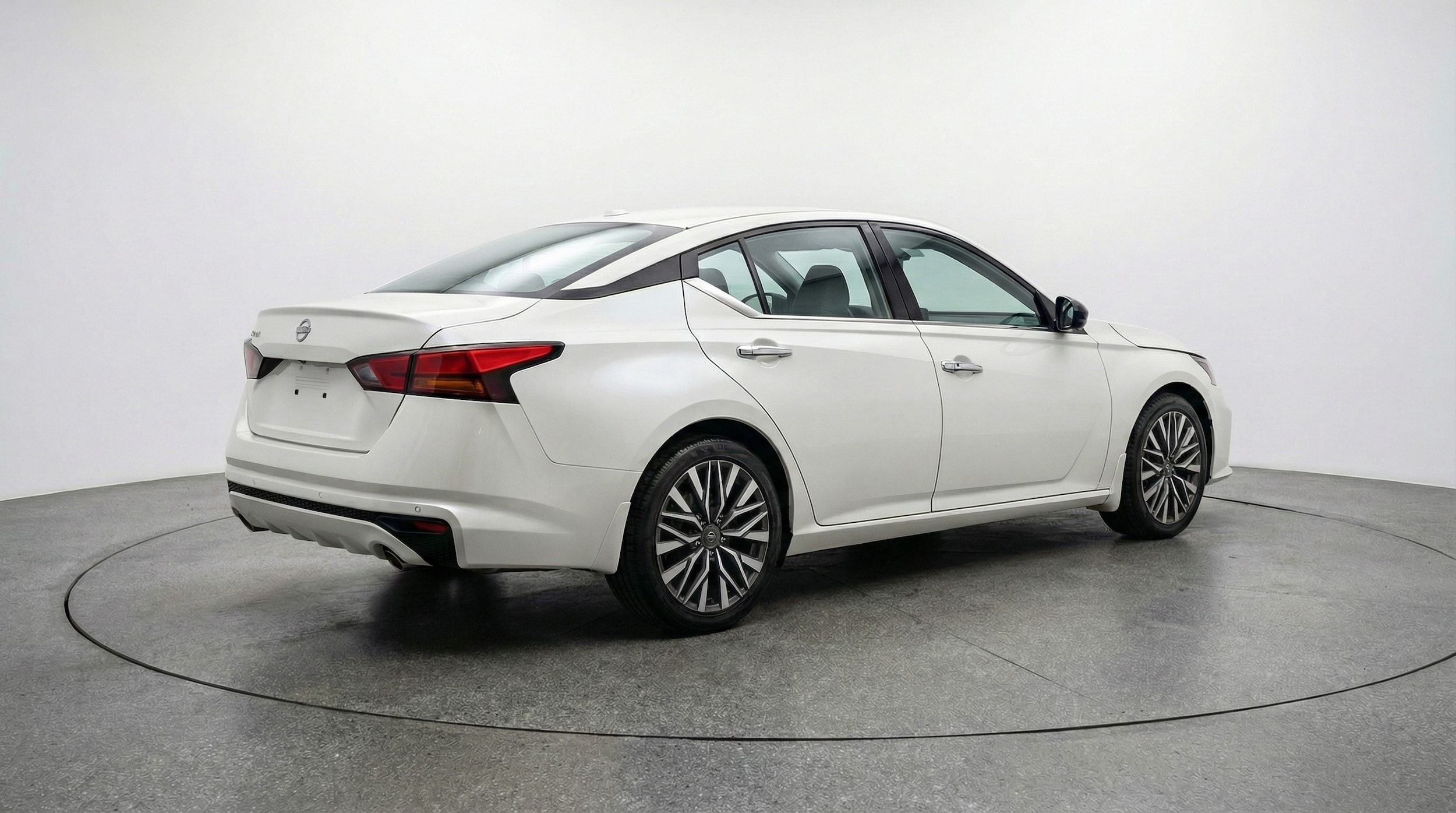 Thumbnail: 2025 Nissan Altima - 7