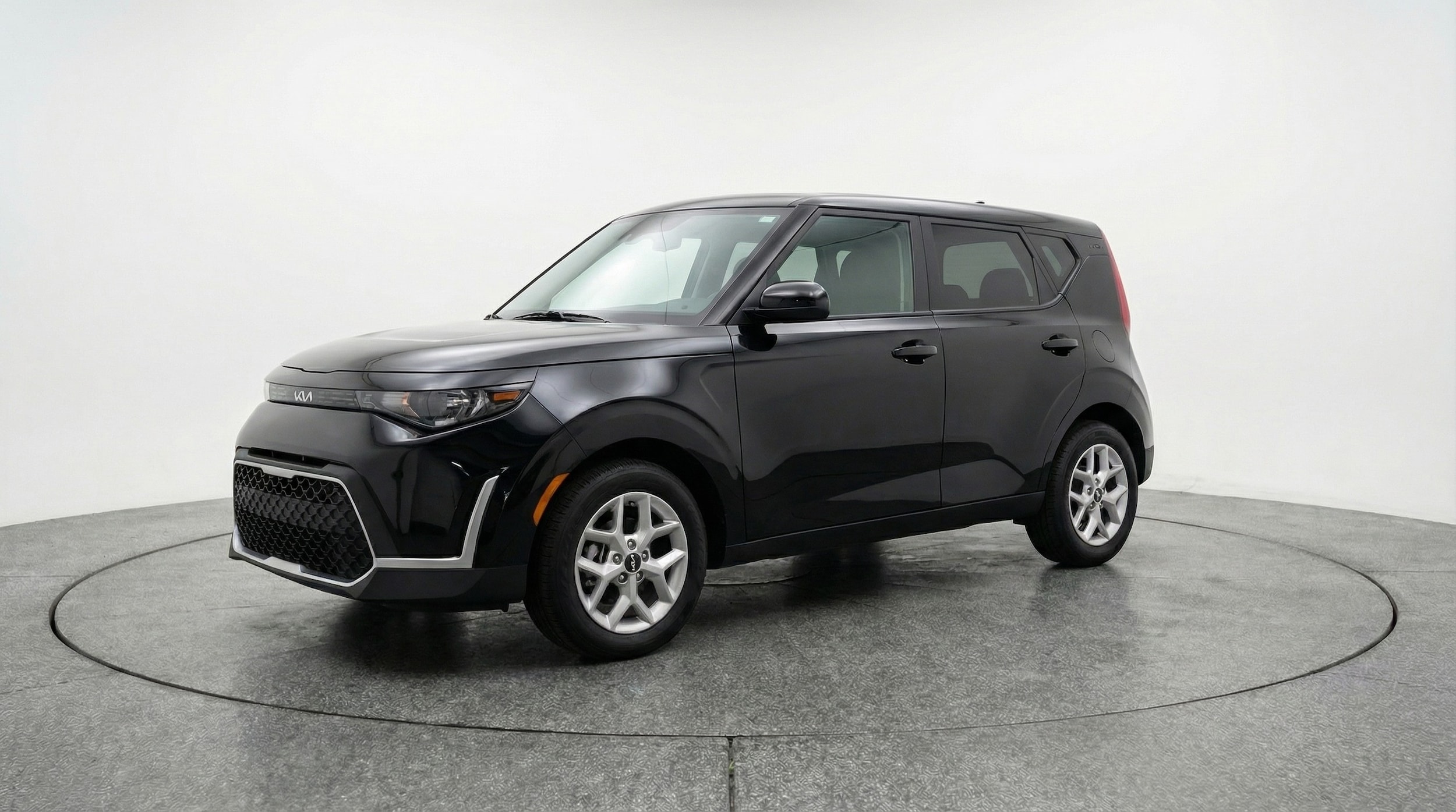 Thumbnail: 2025 Kia Soul - 3
