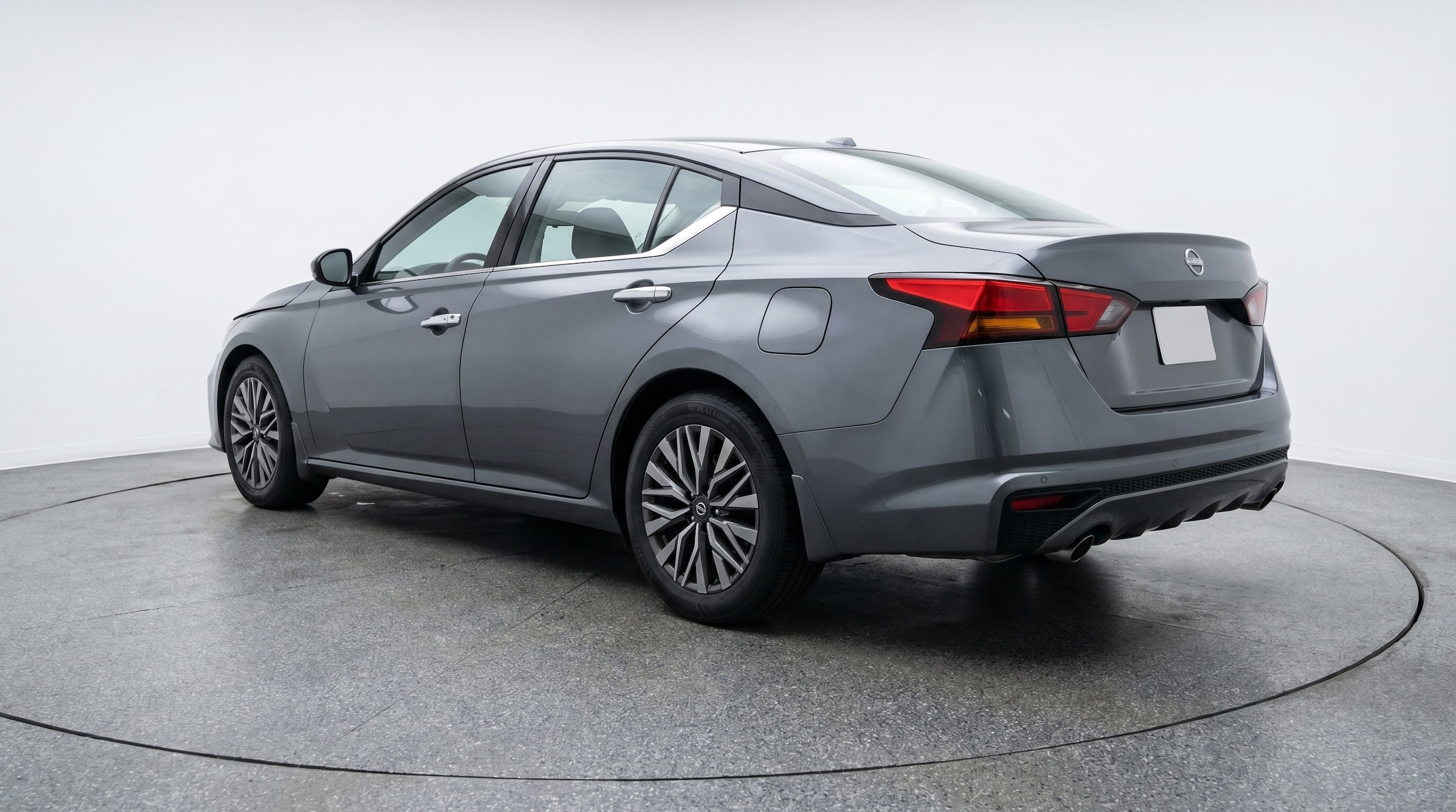 Thumbnail: 2025 Nissan Altima - 5
