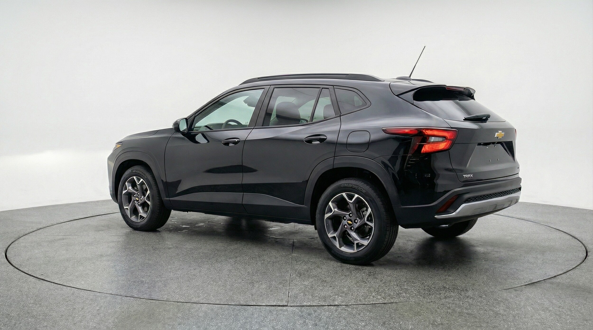 Thumbnail: 2025 Chevrolet Trax - 5