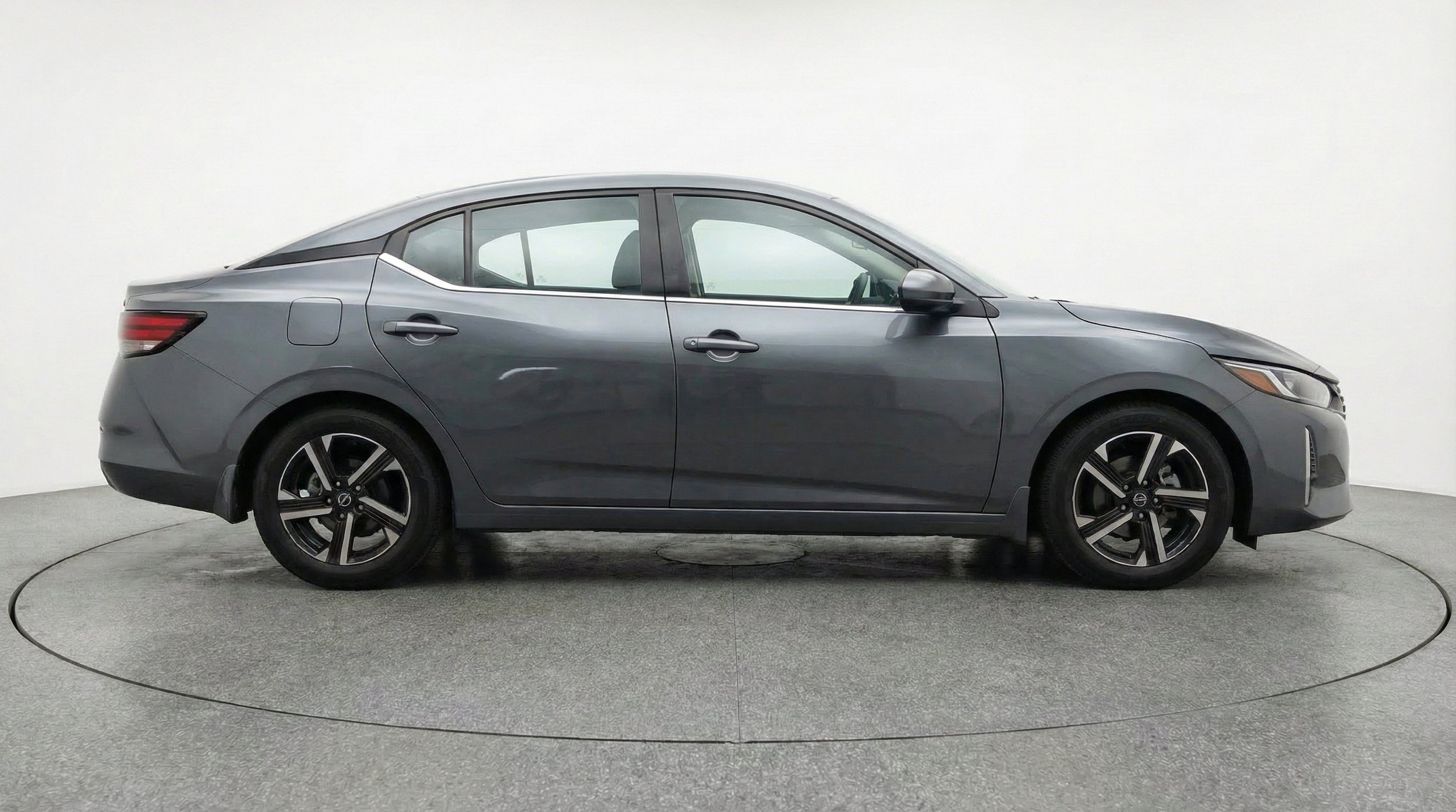 Thumbnail: 2025 Nissan Sentra - 9