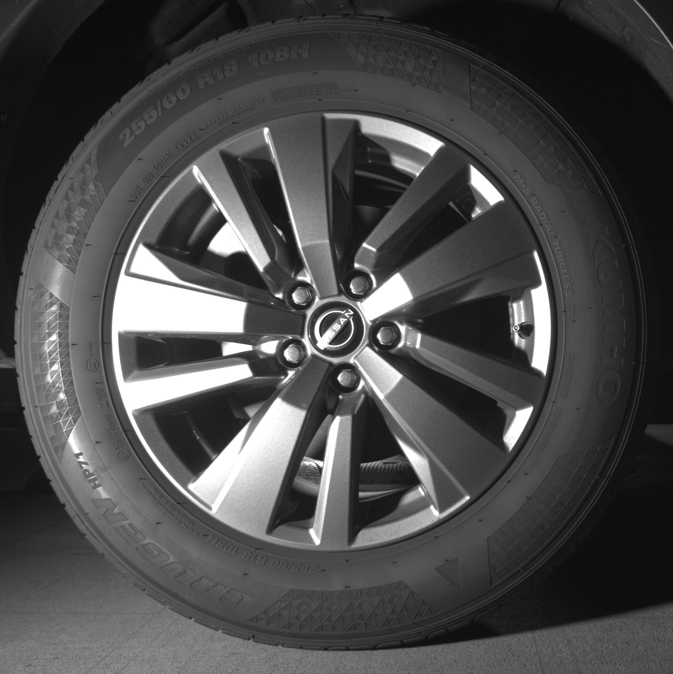 Thumbnail: 2025 Nissan Pathfinder - 12