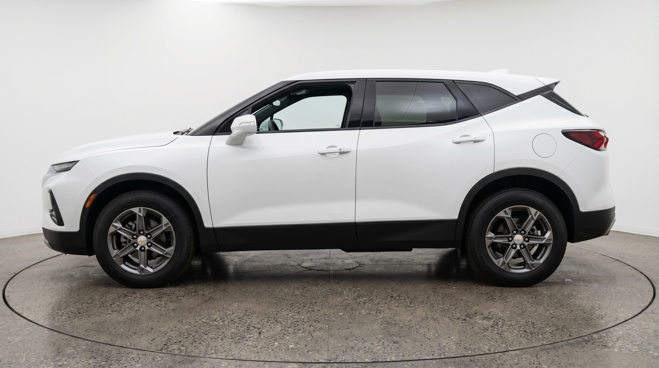 Thumbnail: 2025 Chevrolet Blazer - 4