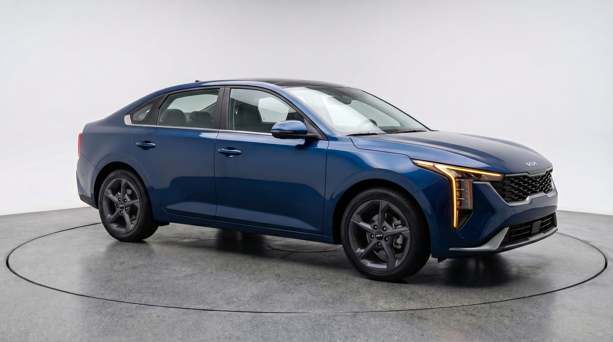 Thumbnail: 2025 Kia K4 - 1