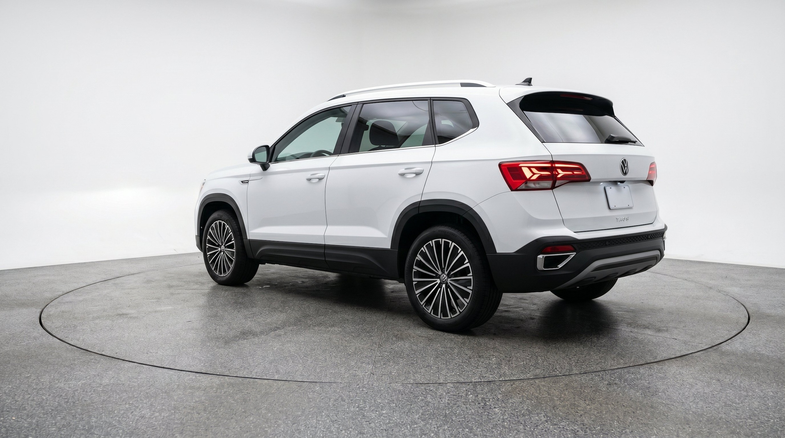 Thumbnail: 2026 Volkswagen Taos - 6