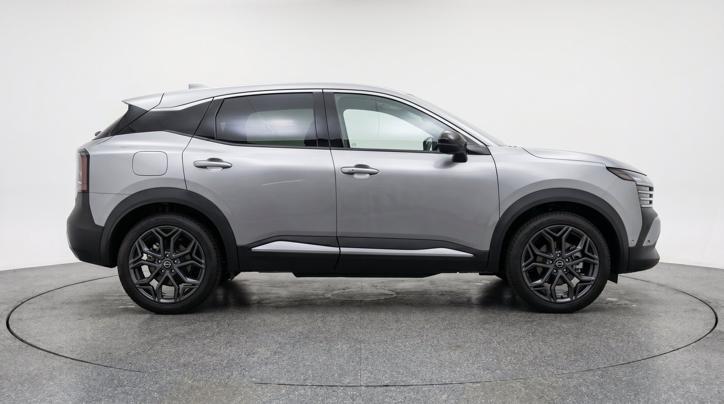Thumbnail: 2026 Nissan Kicks - 11