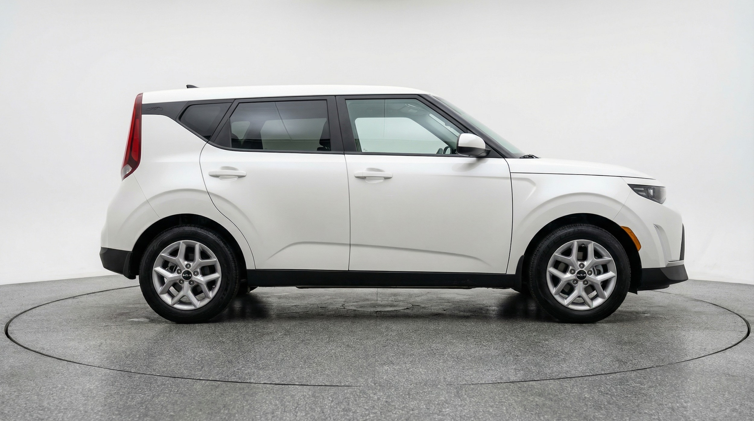 Thumbnail: 2025 Kia Soul - 8