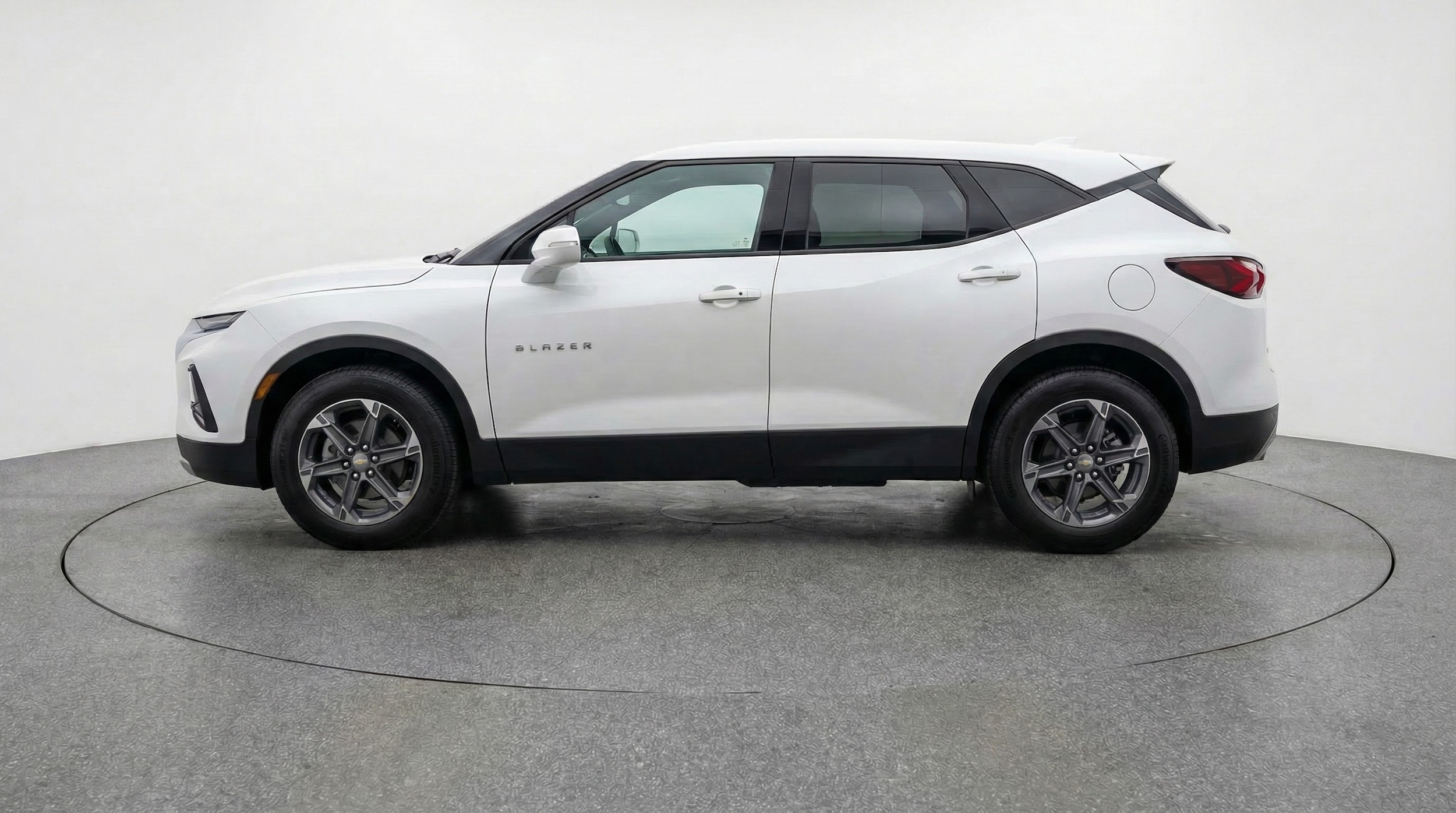 Thumbnail: 2025 Chevrolet Blazer - 4