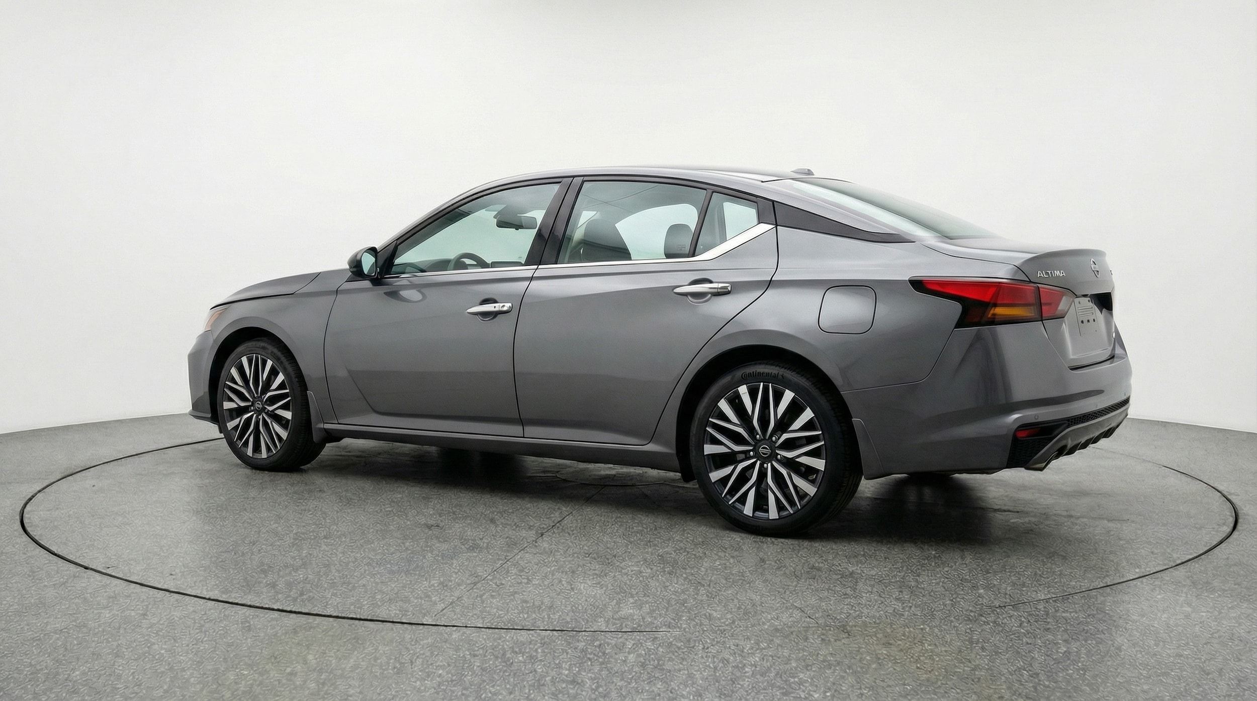 Thumbnail: 2025 Nissan Altima - 5