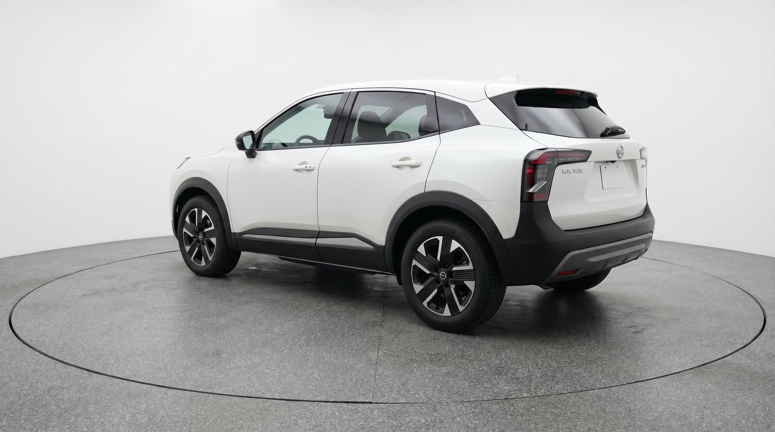 Thumbnail: 2026 Nissan Kicks - 6