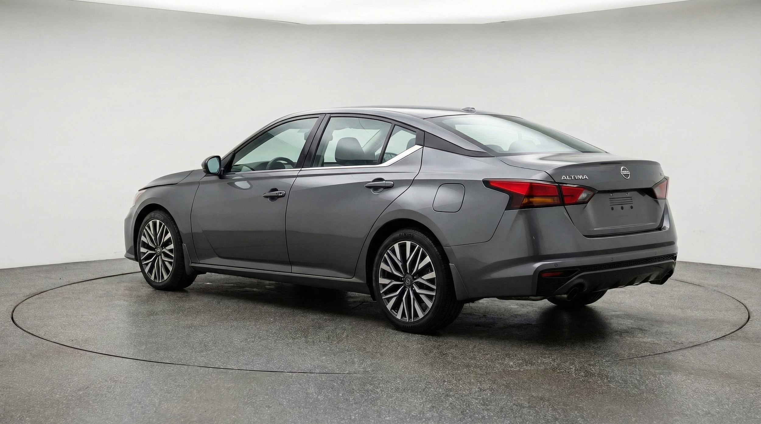 Thumbnail: 2025 Nissan Altima - 5