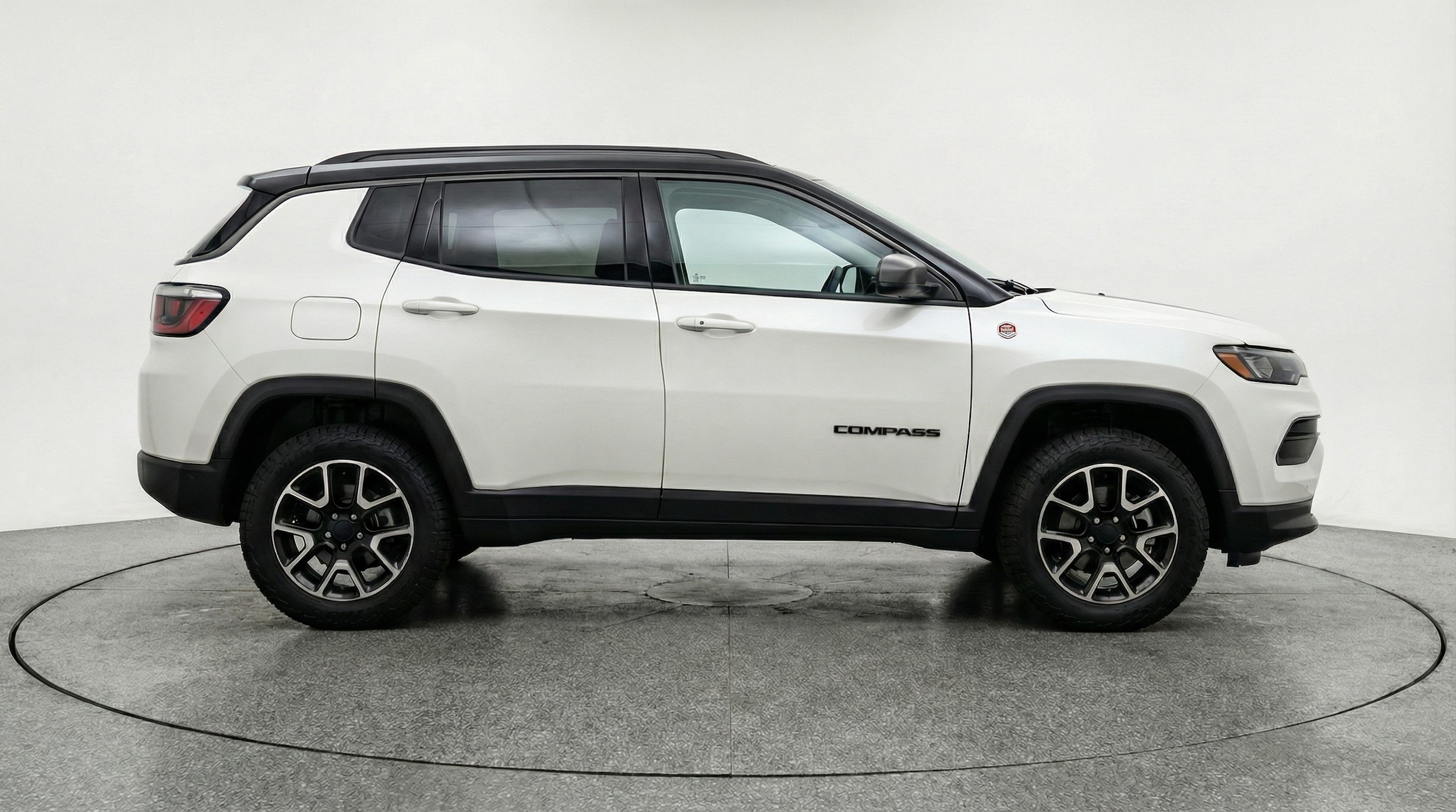 Thumbnail: 2025 Jeep Compass - 8