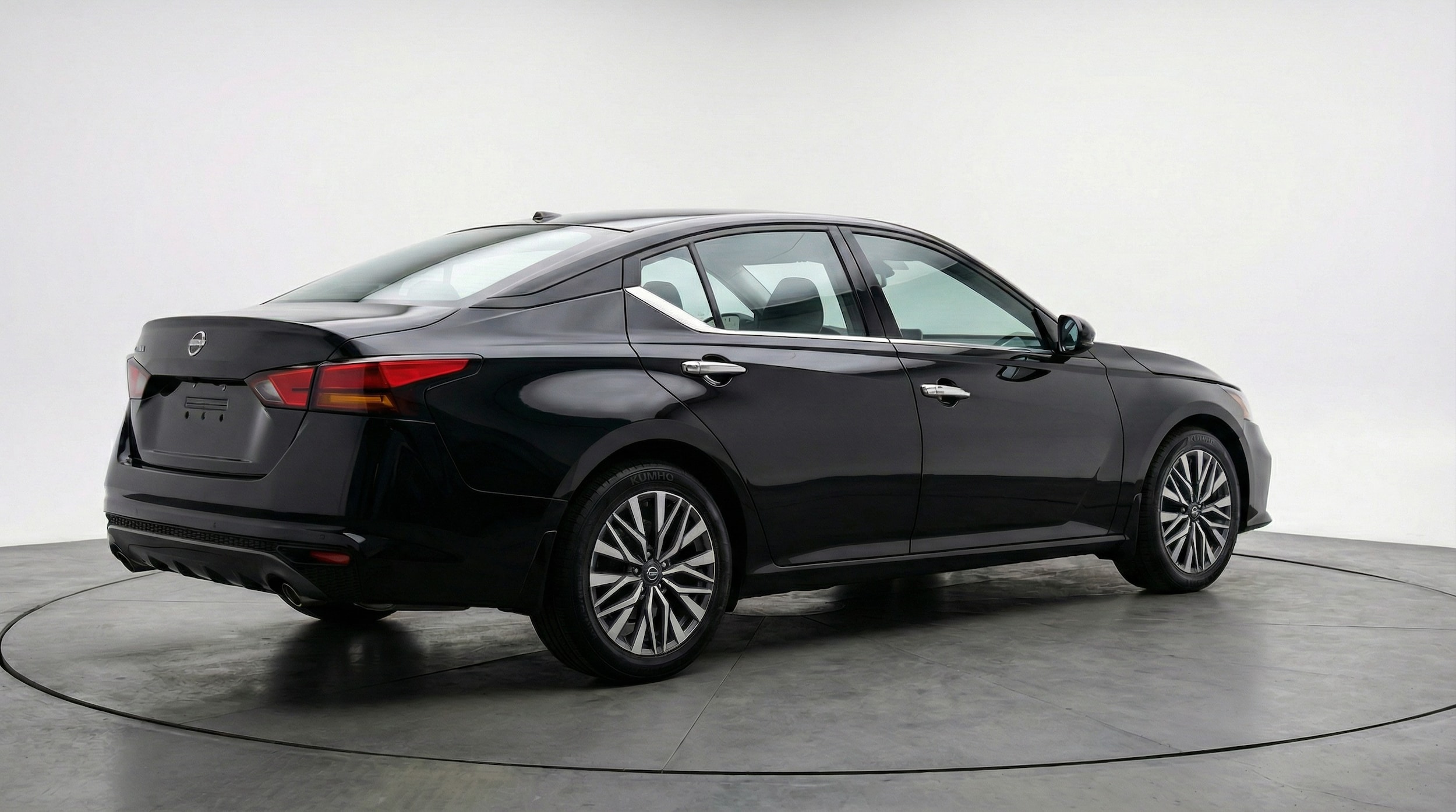 Thumbnail: 2025 Nissan Altima - 7