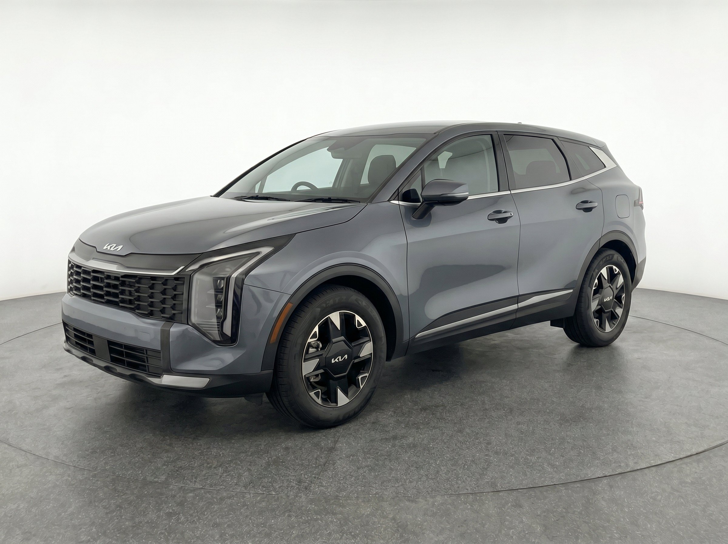 Thumbnail: 2026 Kia Sportage - 3