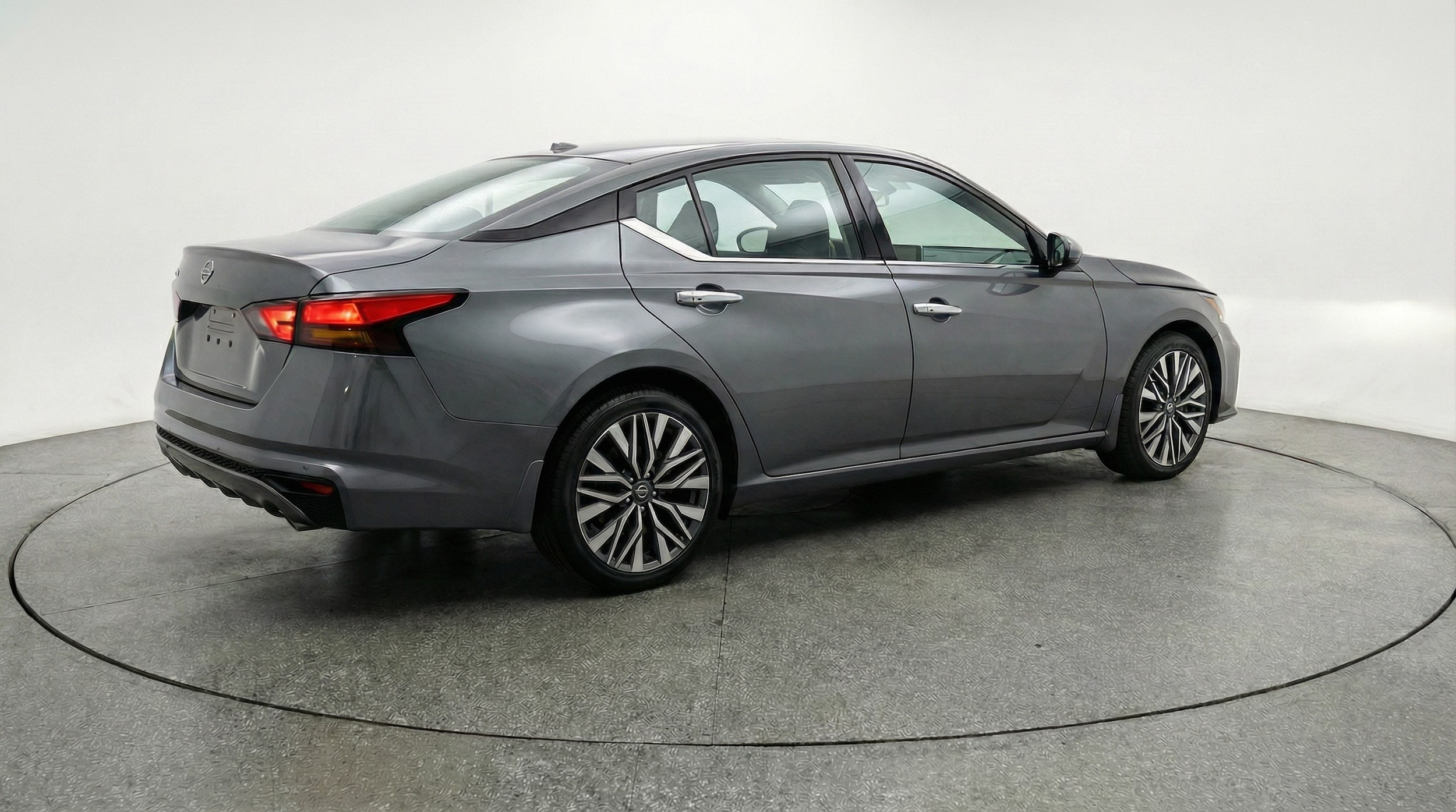 Thumbnail: 2025 Nissan Altima - 7