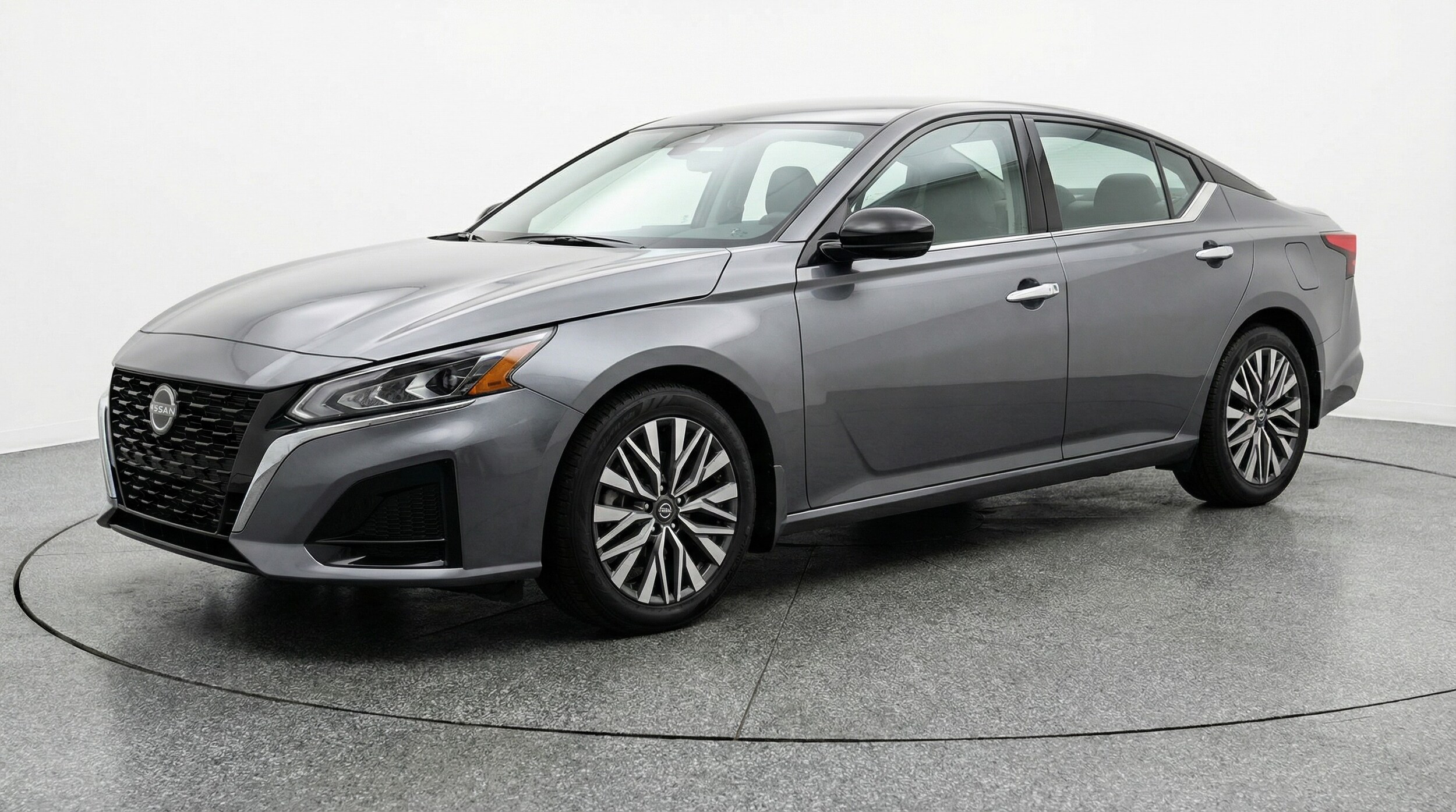 Thumbnail: 2025 Nissan Altima - 3