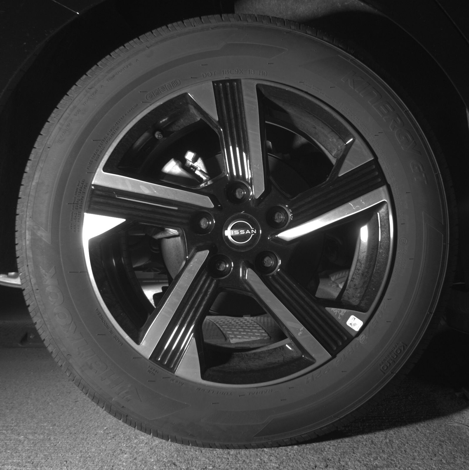 Thumbnail: 2025 Nissan Sentra - 12