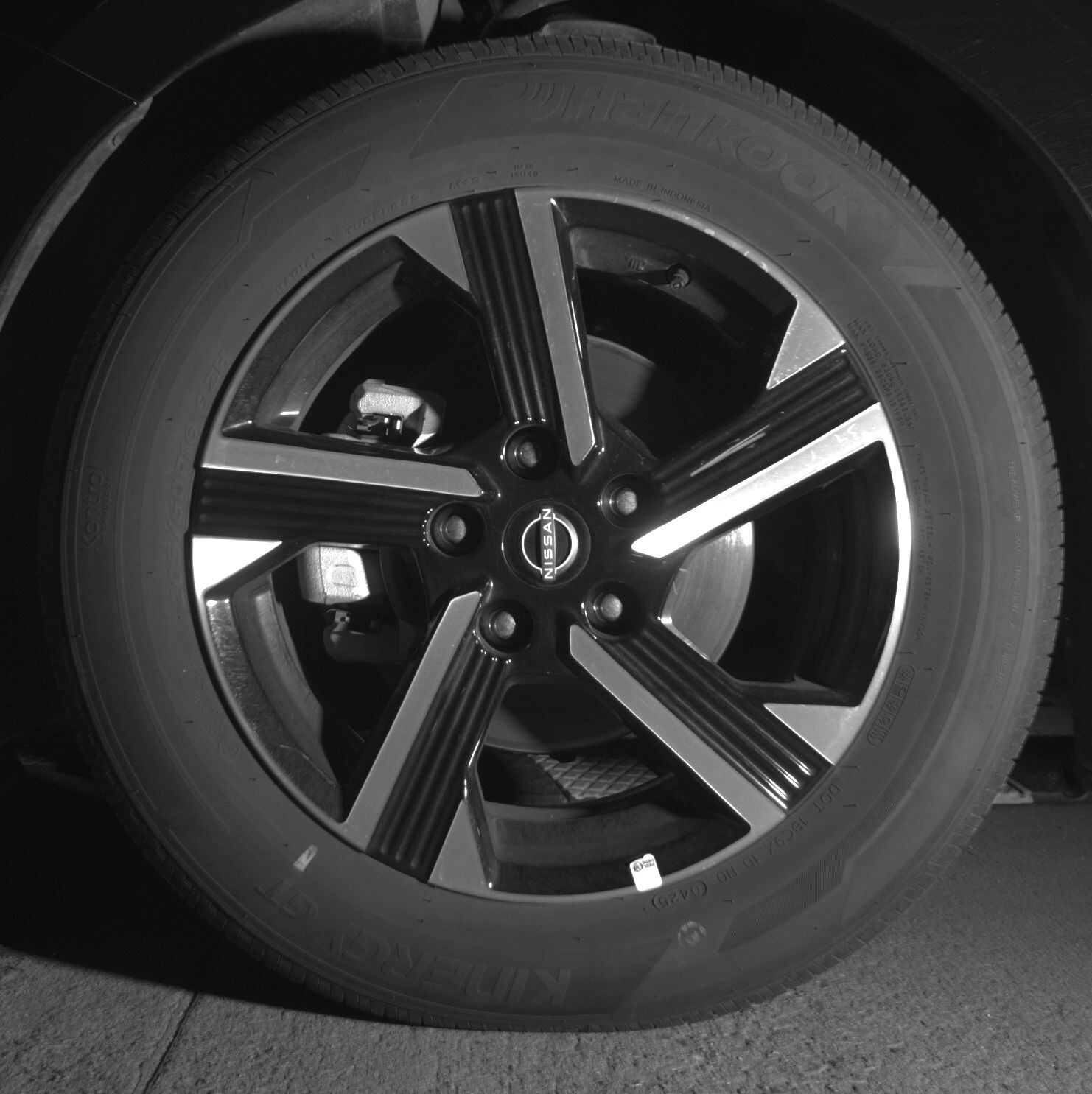 Thumbnail: 2025 Nissan Sentra - 9