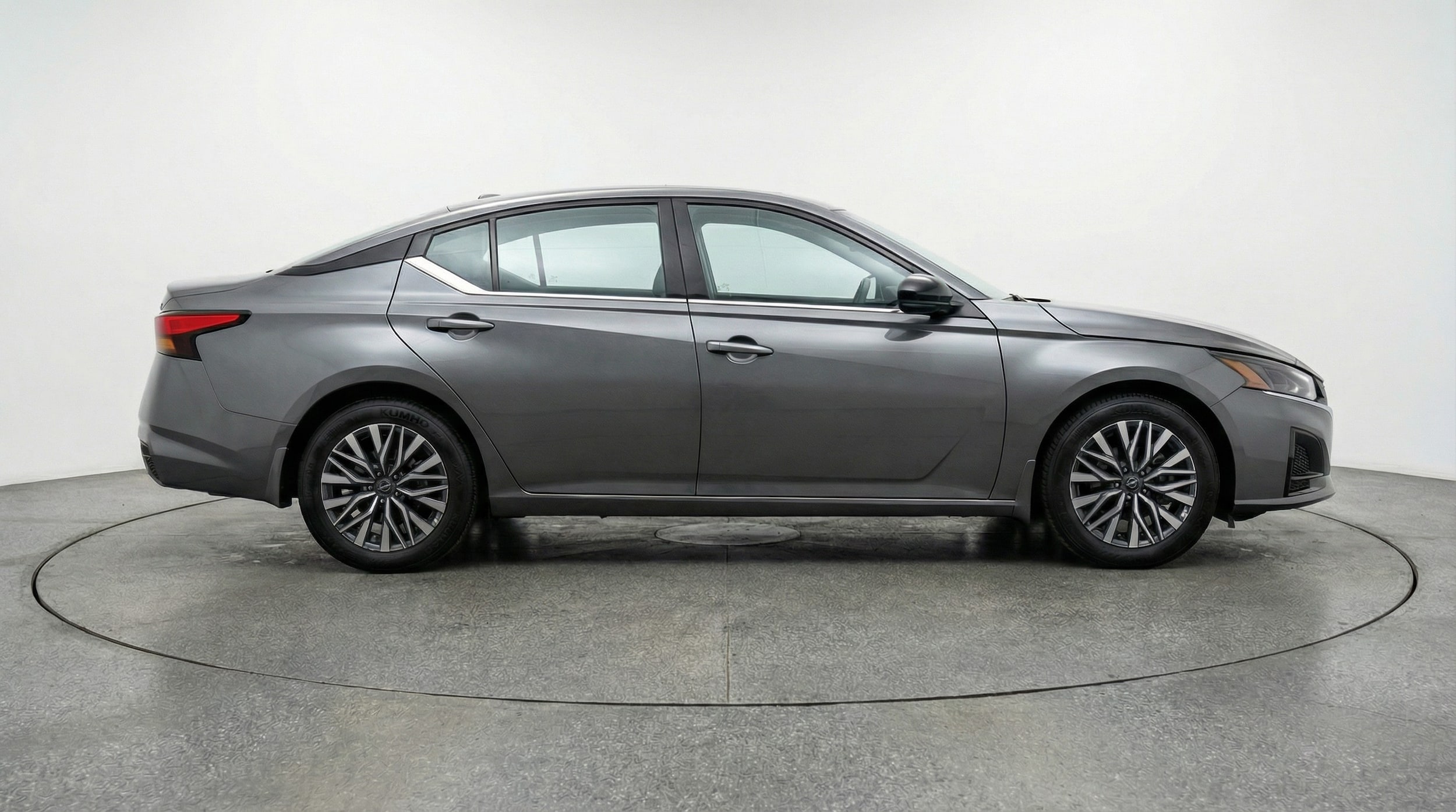 Thumbnail: 2025 Nissan Altima - 8