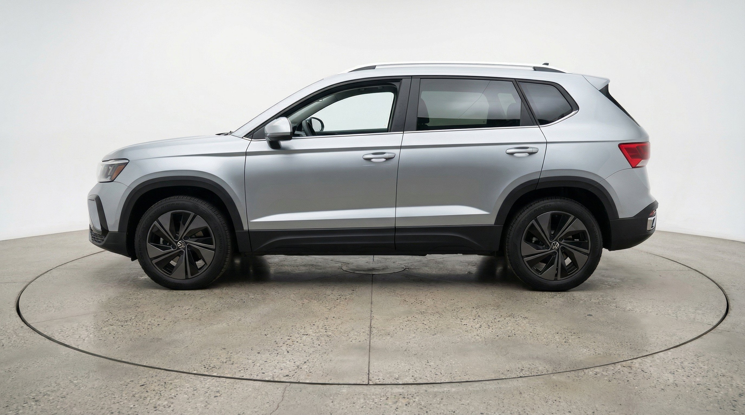 Thumbnail: 2026 Volkswagen Taos - 5