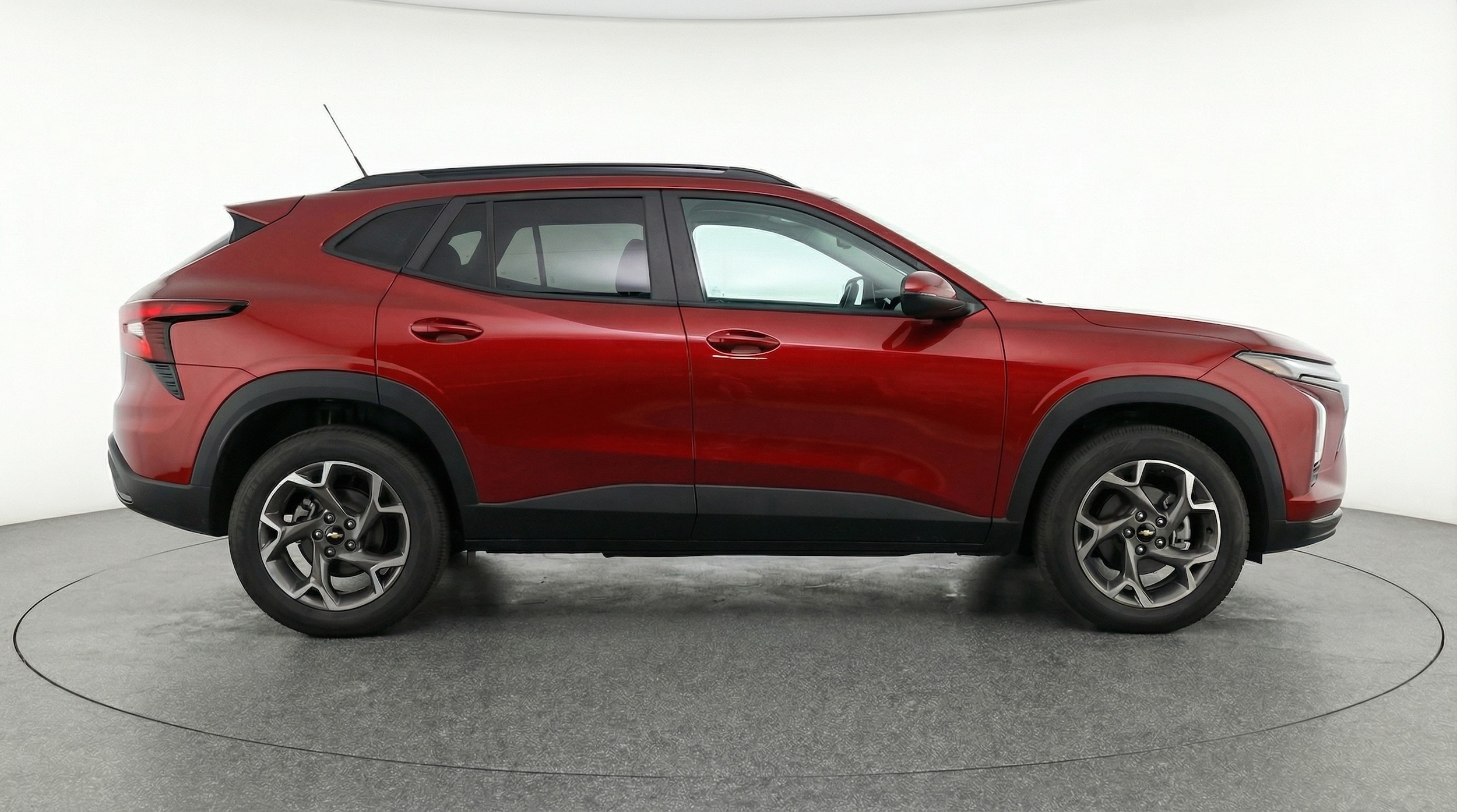 Thumbnail: 2025 Chevrolet Trax - 8